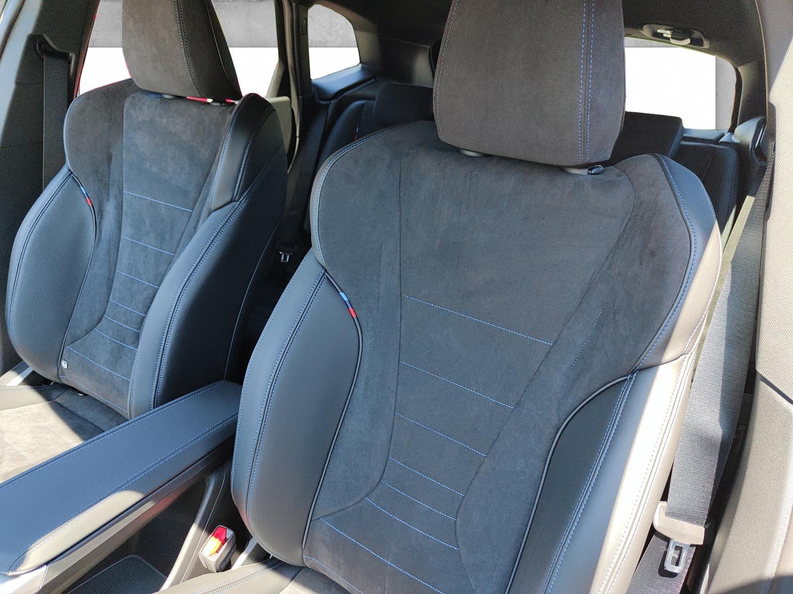 BMW 218d Active Tourer-image-12