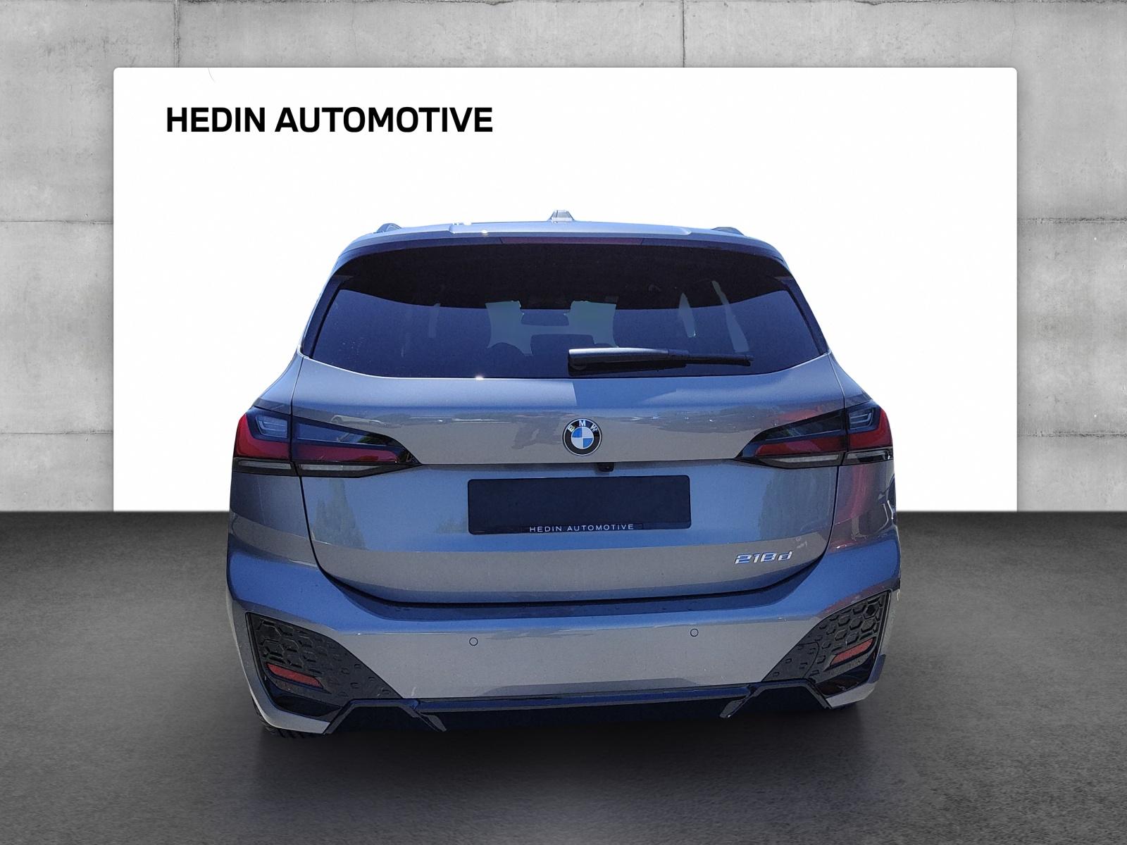 BMW 218d Active Tourer-image-4