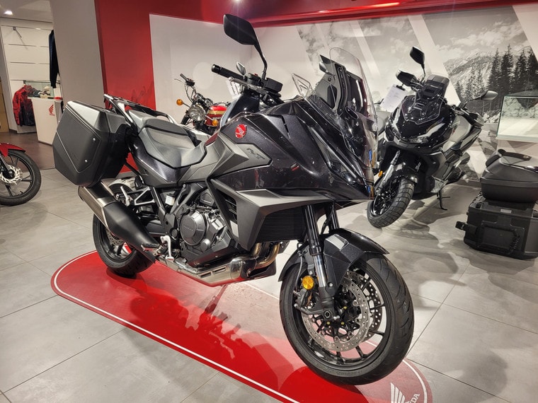 HONDA NT 1100-image-0