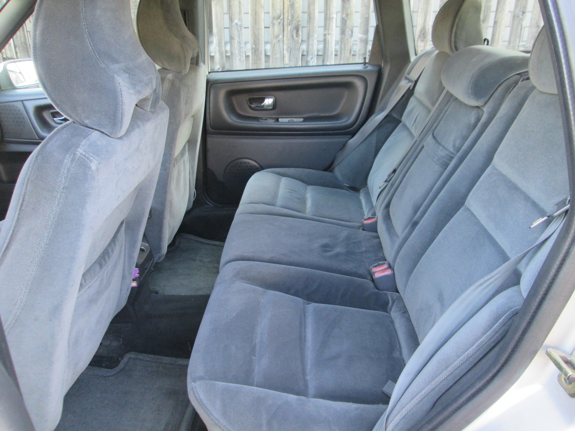 VOLVO V70 2.4 20V-image-8