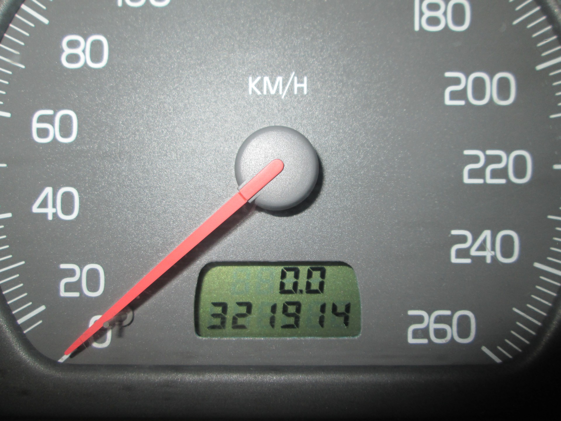 VOLVO V70 2.4 20V-image-9