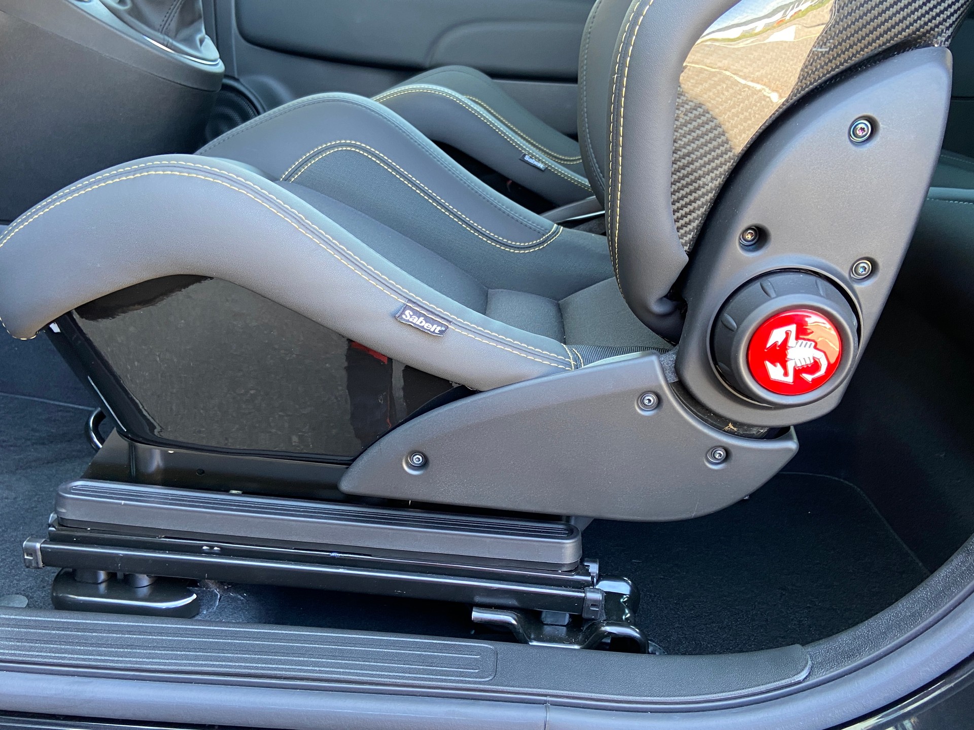 FIAT Abarth 695 75 Anniversario - Final Edition-image-9