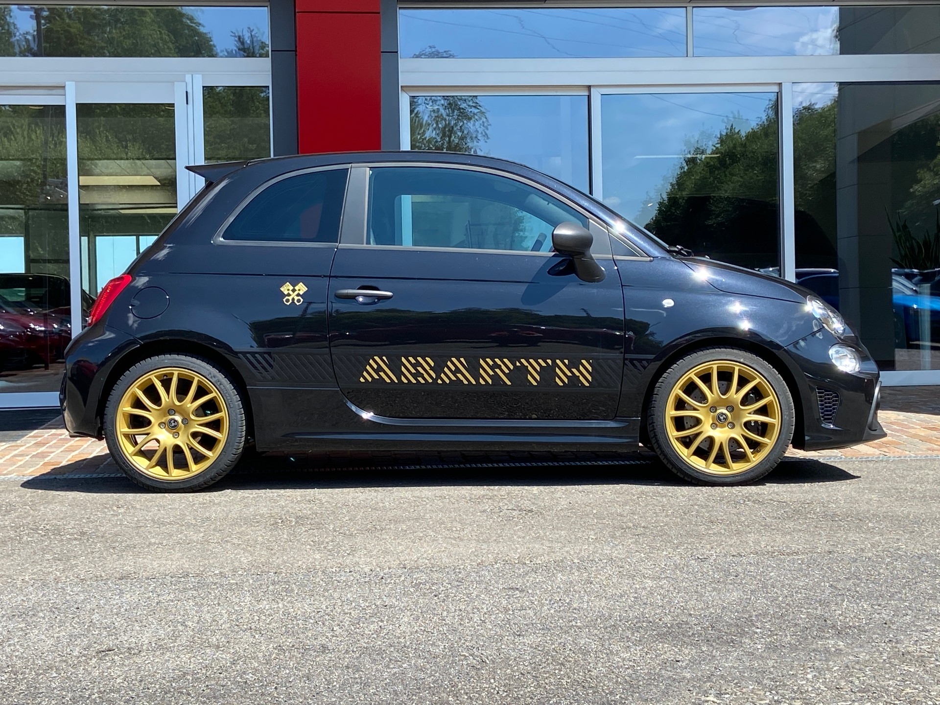 FIAT Abarth 695 75 Anniversario - Final Edition-image-16