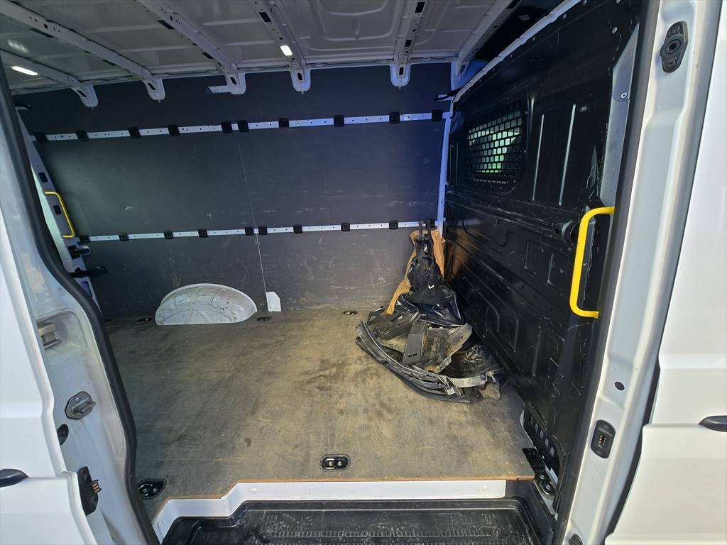 VW Crafter 35 2.0 BiTDI L3 A-image-12