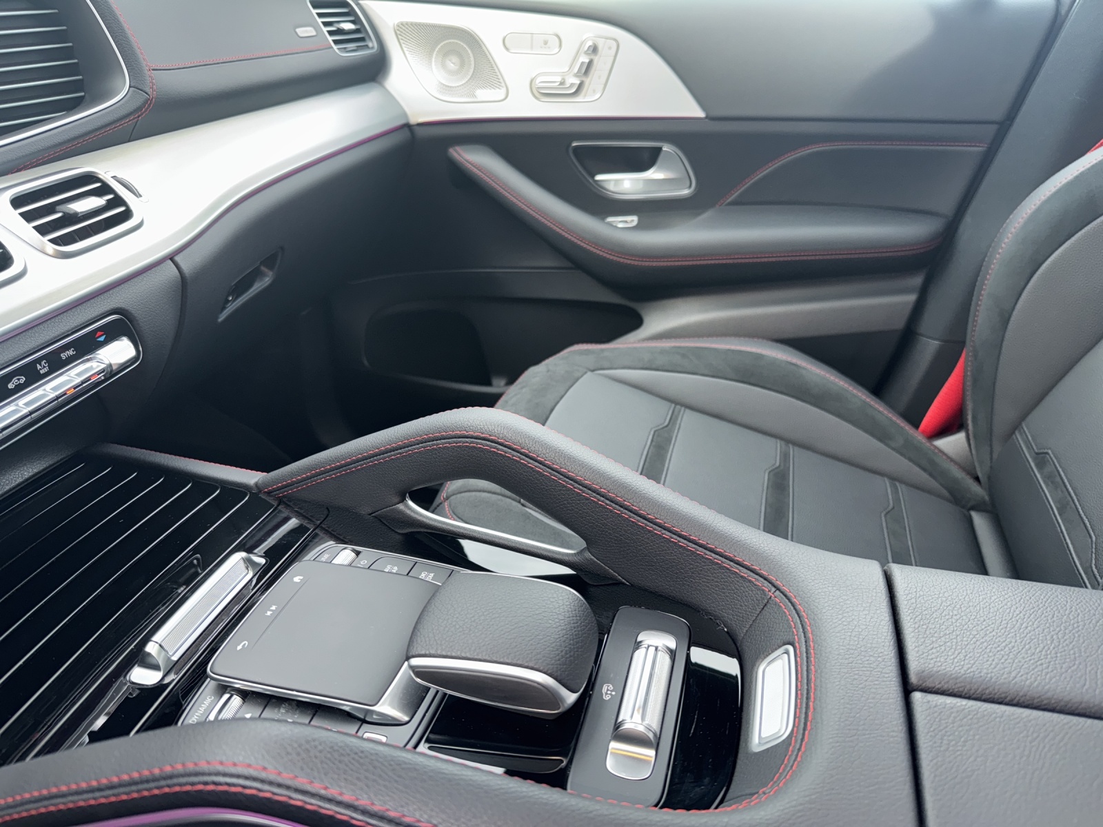 MERCEDES-BENZ GLE 53 AMG 4Matic+ 9G-Speedshift-image-18