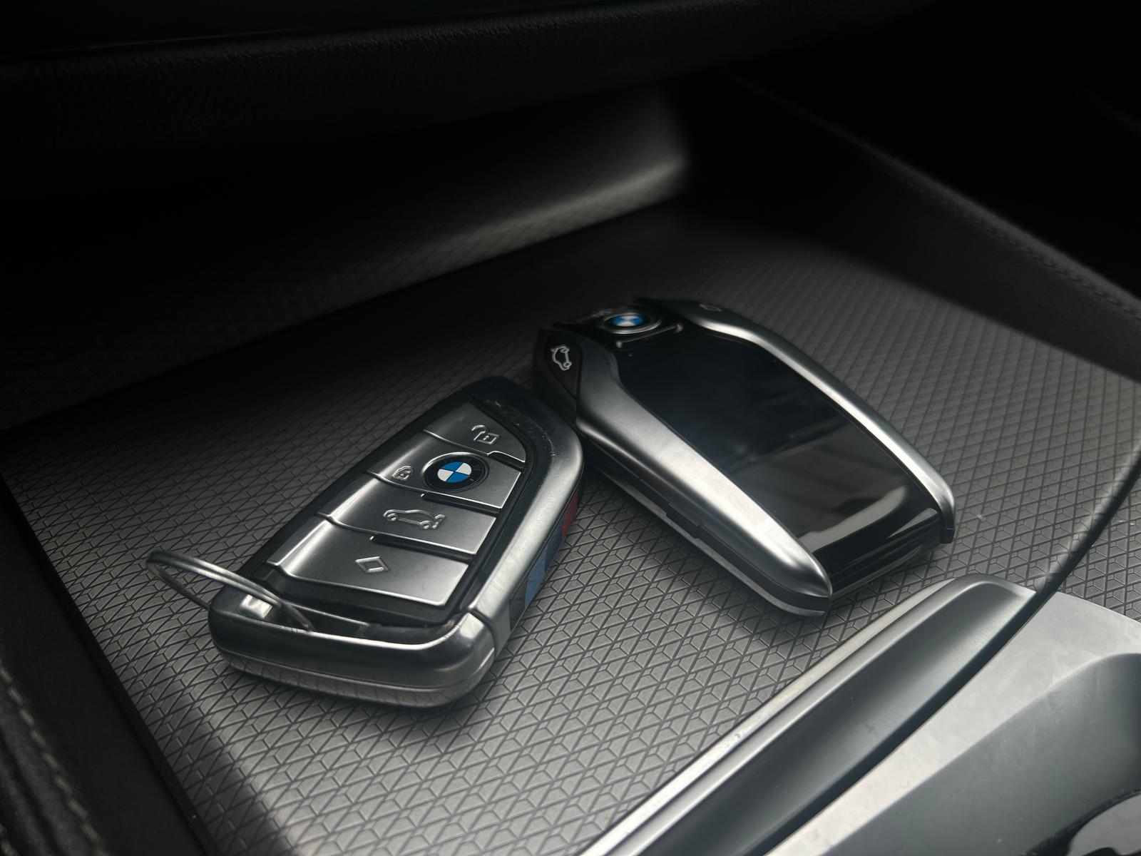 BMW 530e xDrive Pure M Sport Edition Steptronic-image-28
