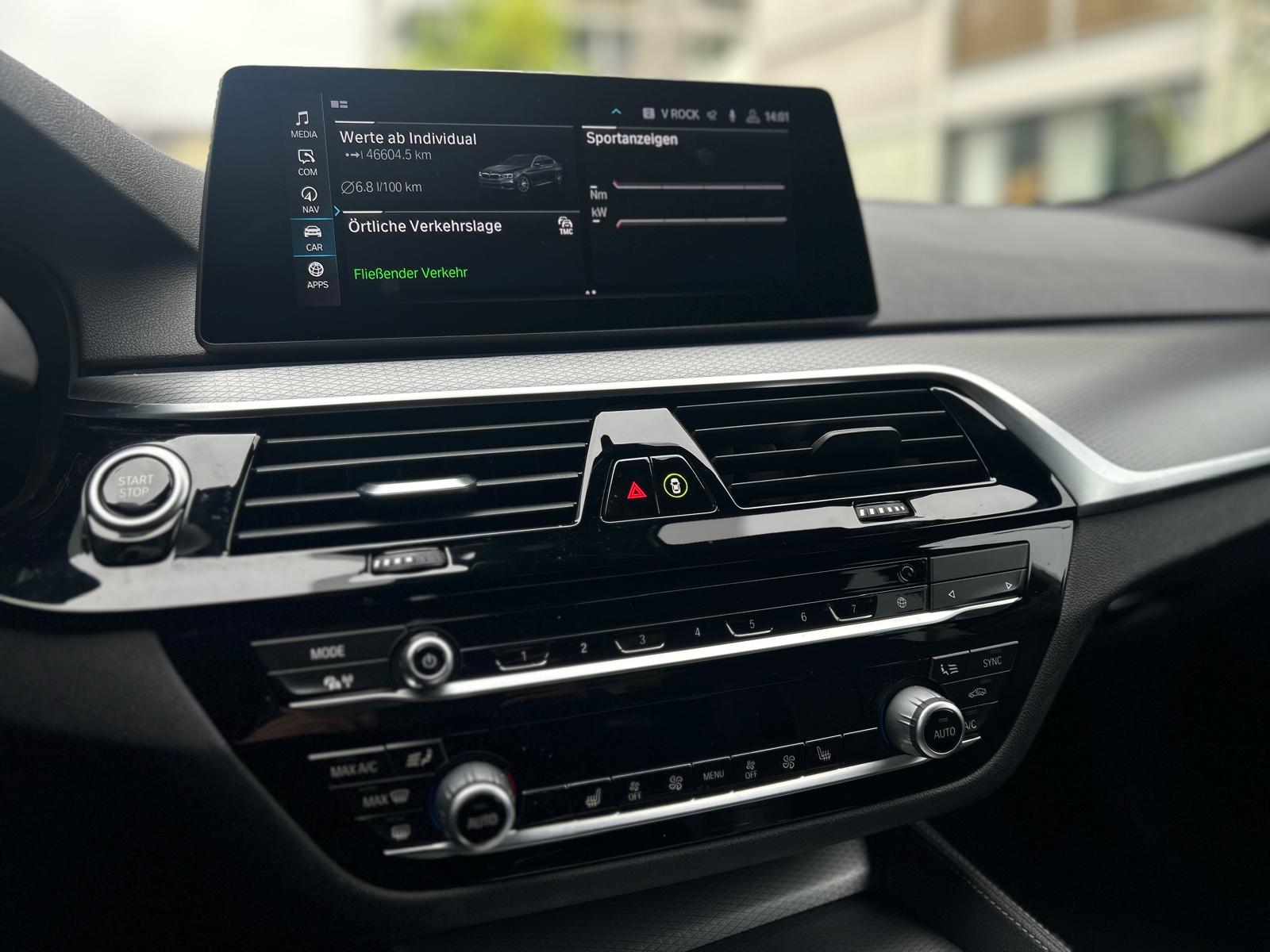 BMW 530e xDrive Pure M Sport Edition Steptronic-image-17