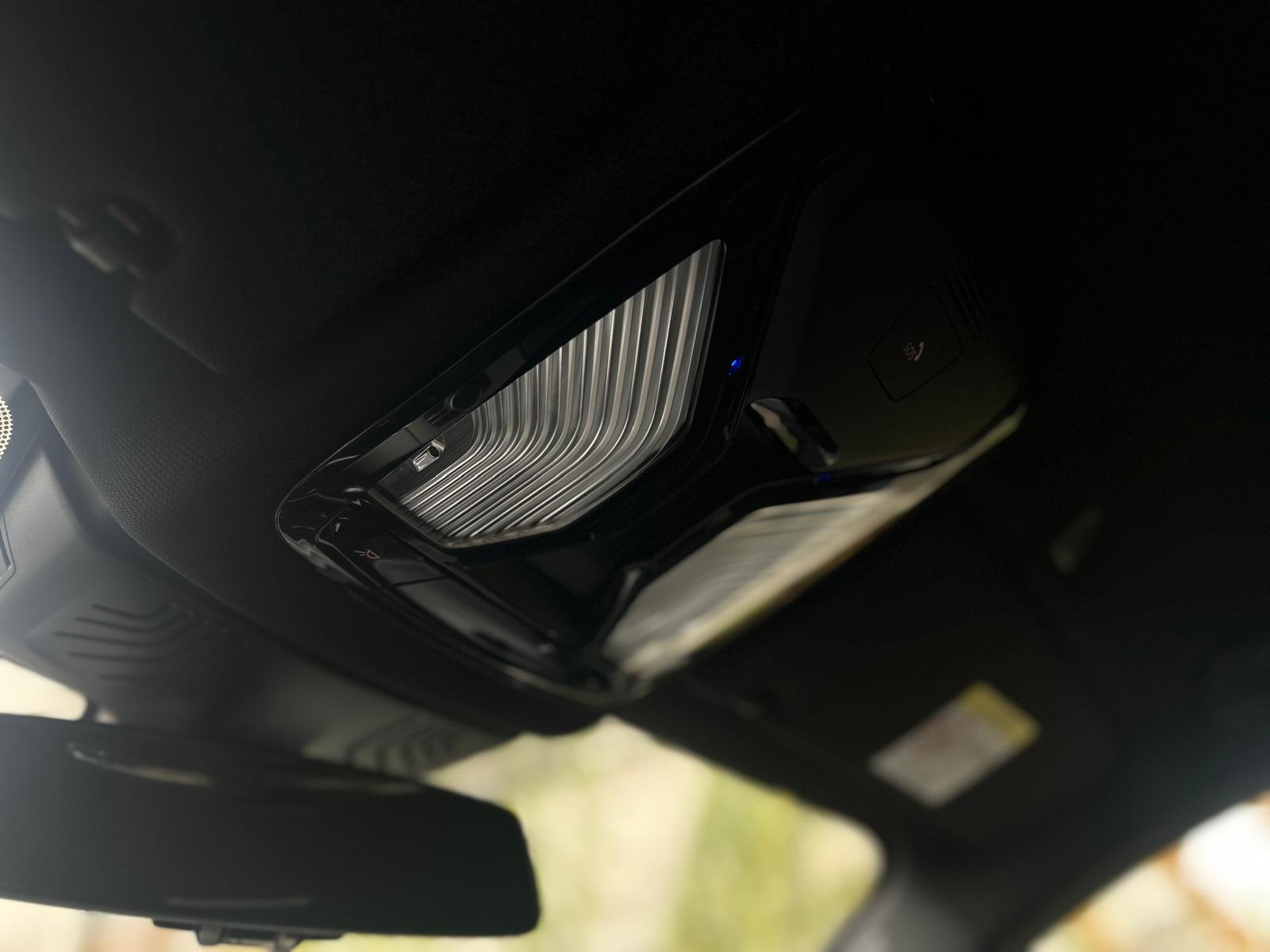 BMW 530e xDrive Pure M Sport Edition Steptronic-image-23