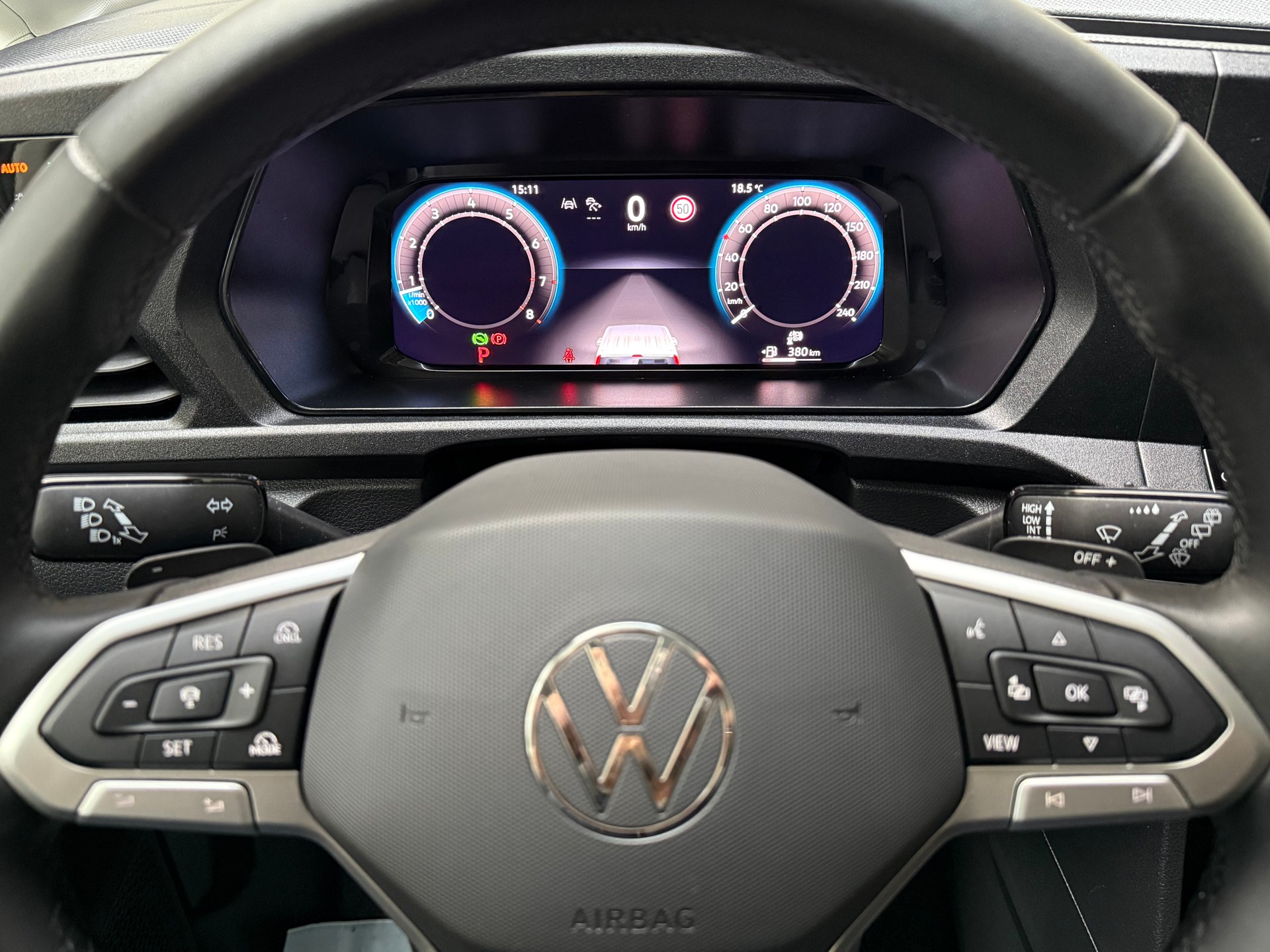 VW Caddy 1.5 TSI Liberty DSG * CH * Werksgarantie *-image-12
