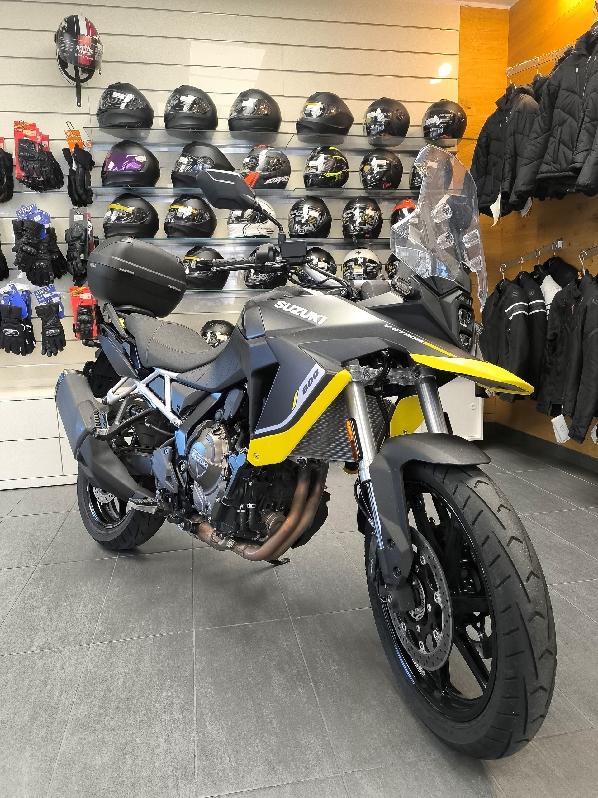 SUZUKI DL 800-image-1