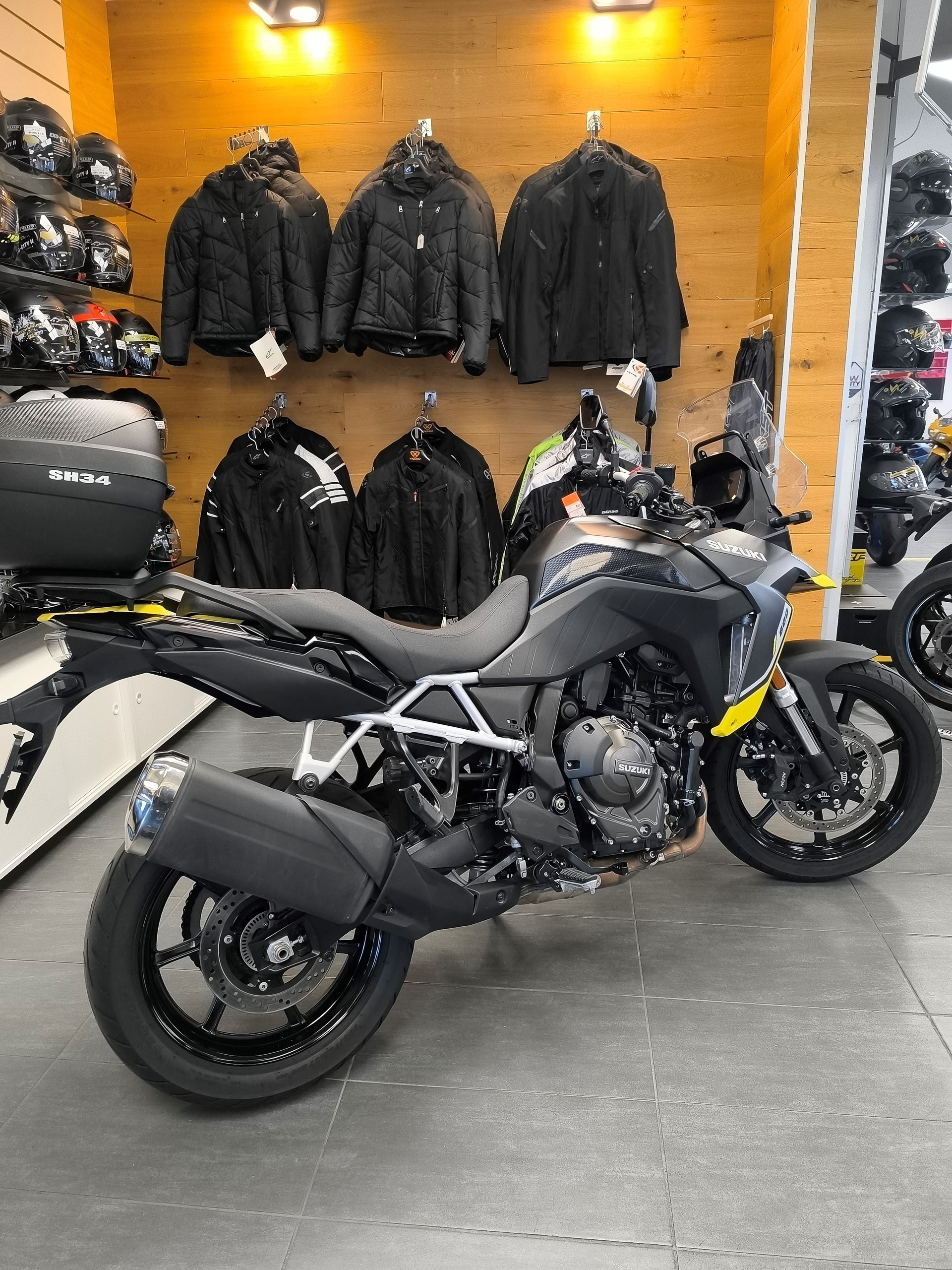 SUZUKI DL 800-image-2