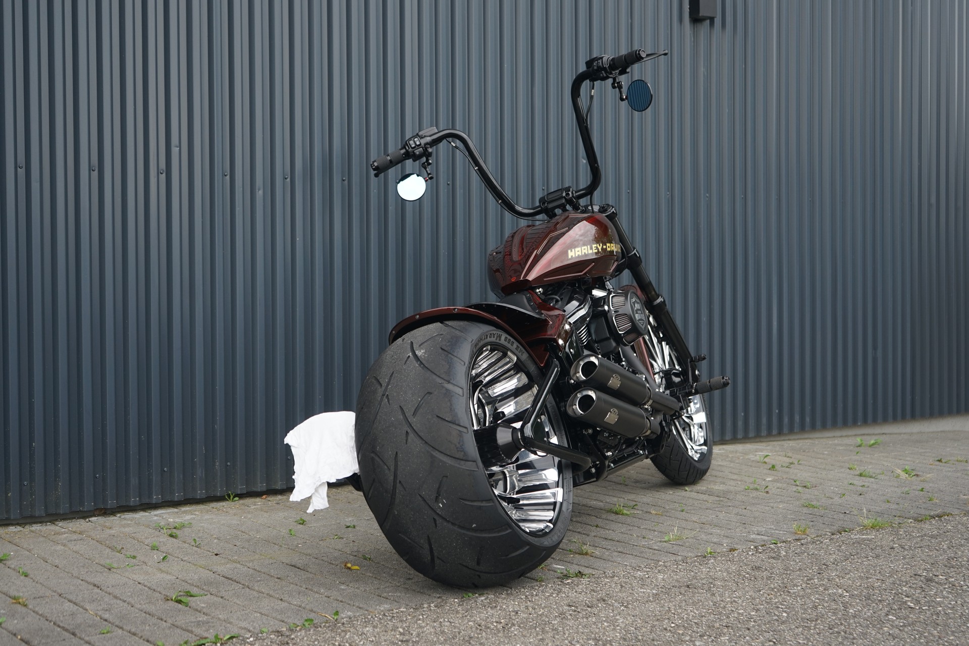 HARLEY-DAVIDSON FXBRS Breakout 114 ABS-image-3