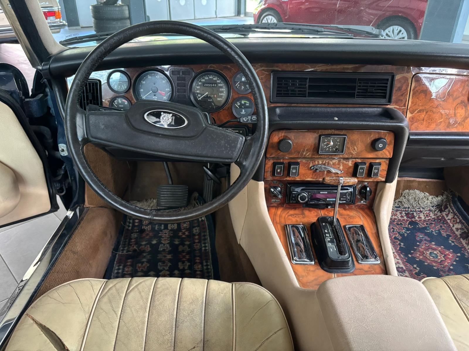 JAGUAR XJ12 5.3 Sovereign Targa-image-8