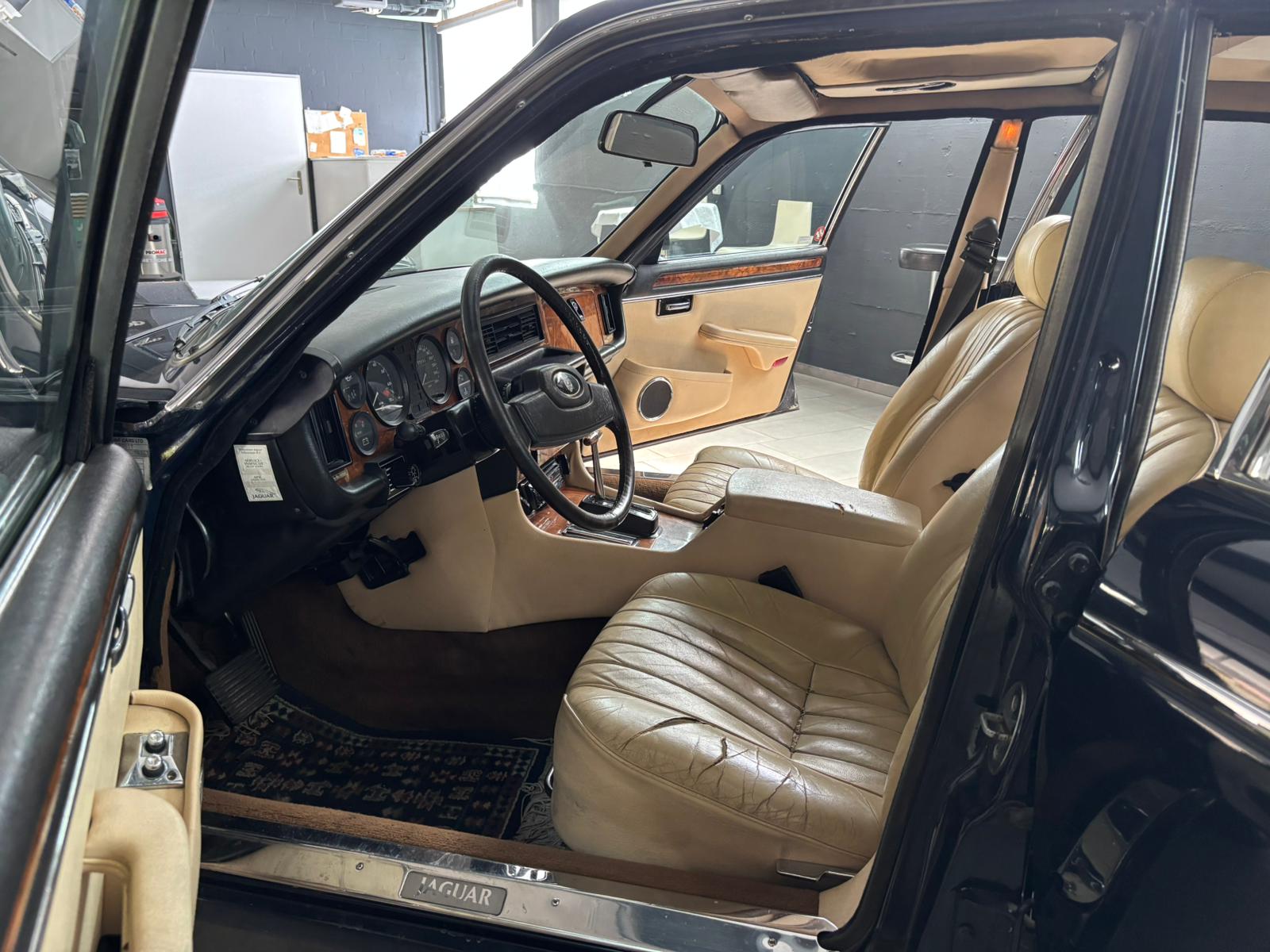 JAGUAR XJ12 5.3 Sovereign Targa-image-5
