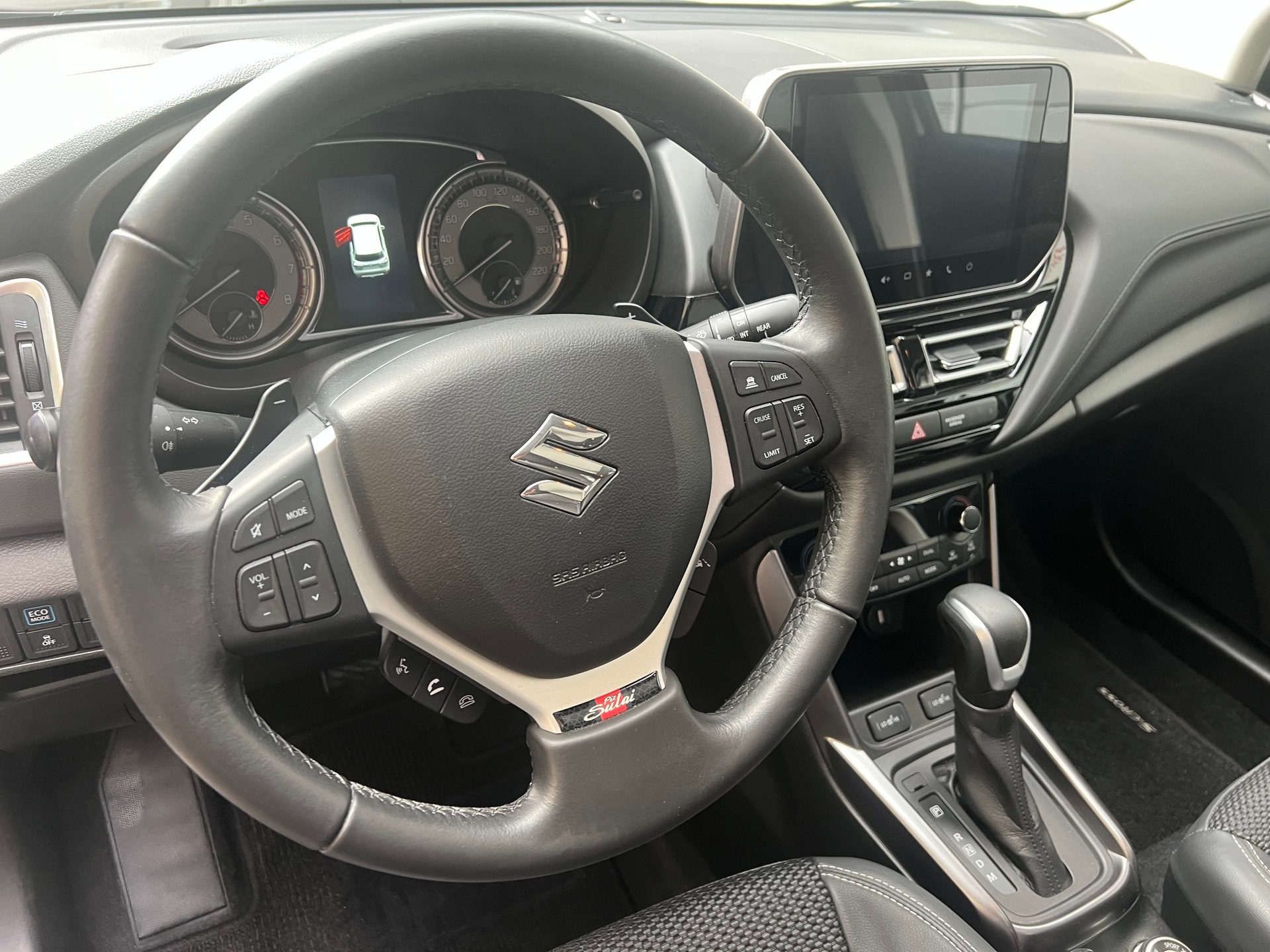 SUZUKI S-Cross 1.5 Compact Top Hybrid-image-6