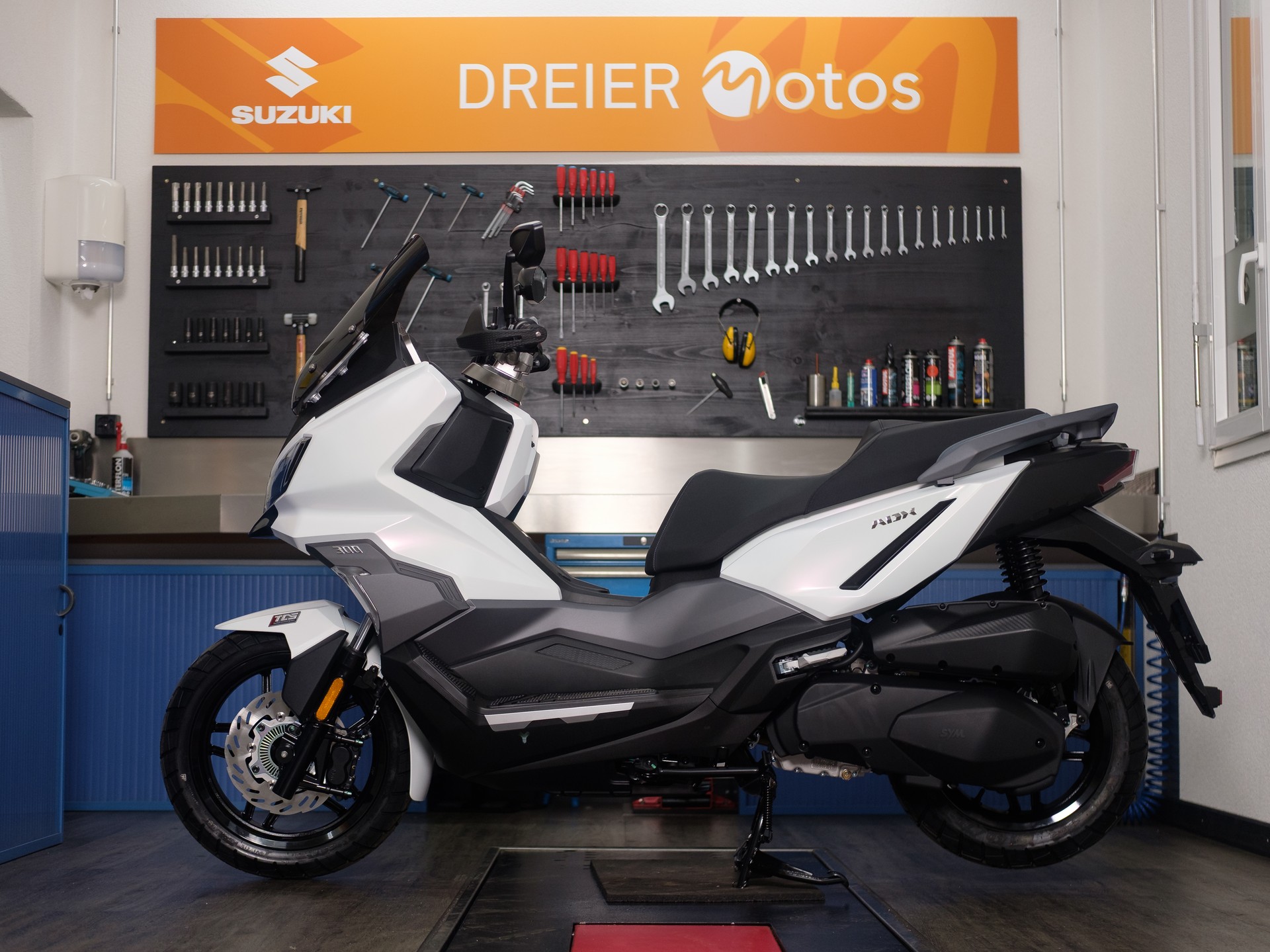 SYM ADX 300-image-1