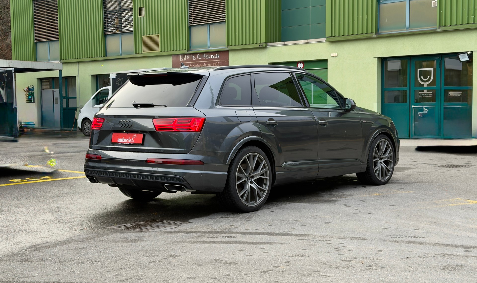 AUDI Q7 3.0 TDI quattro tiptronic-image-4
