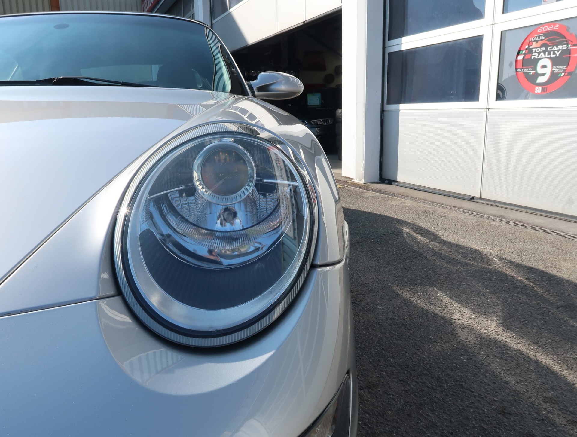 PORSCHE 911 Carrera 3.6 Cabriolet-image-12