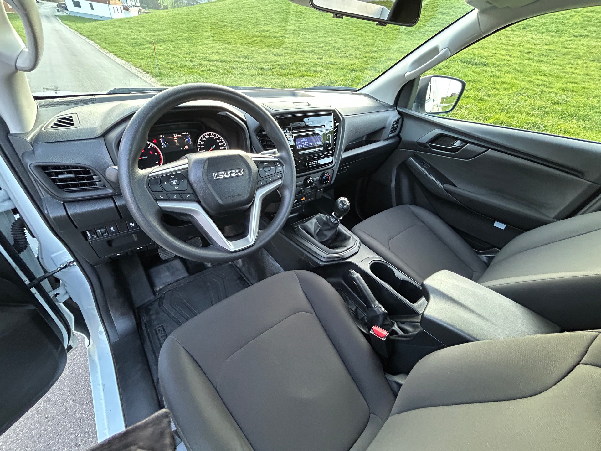 ISUZU D-MAX 1.9 SingleCab N60B 4x4-image-10