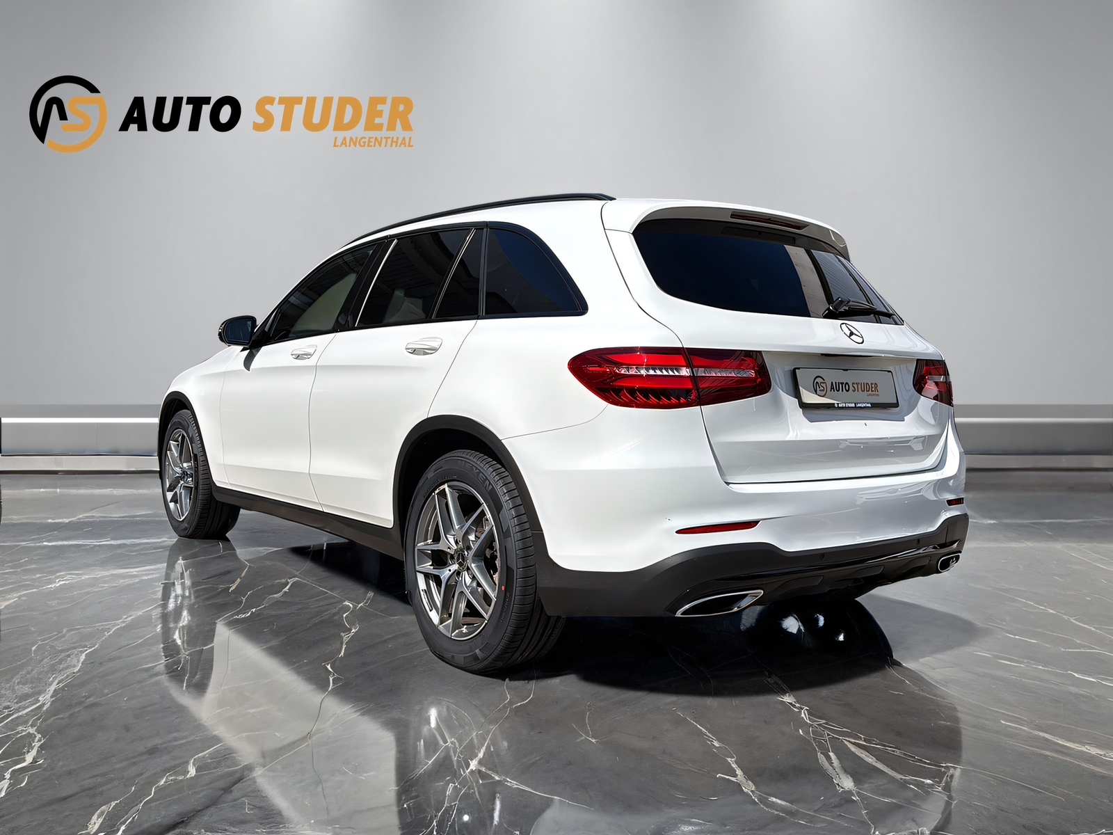MERCEDES-BENZ GLC 250 d AMG Line 4m-image-8