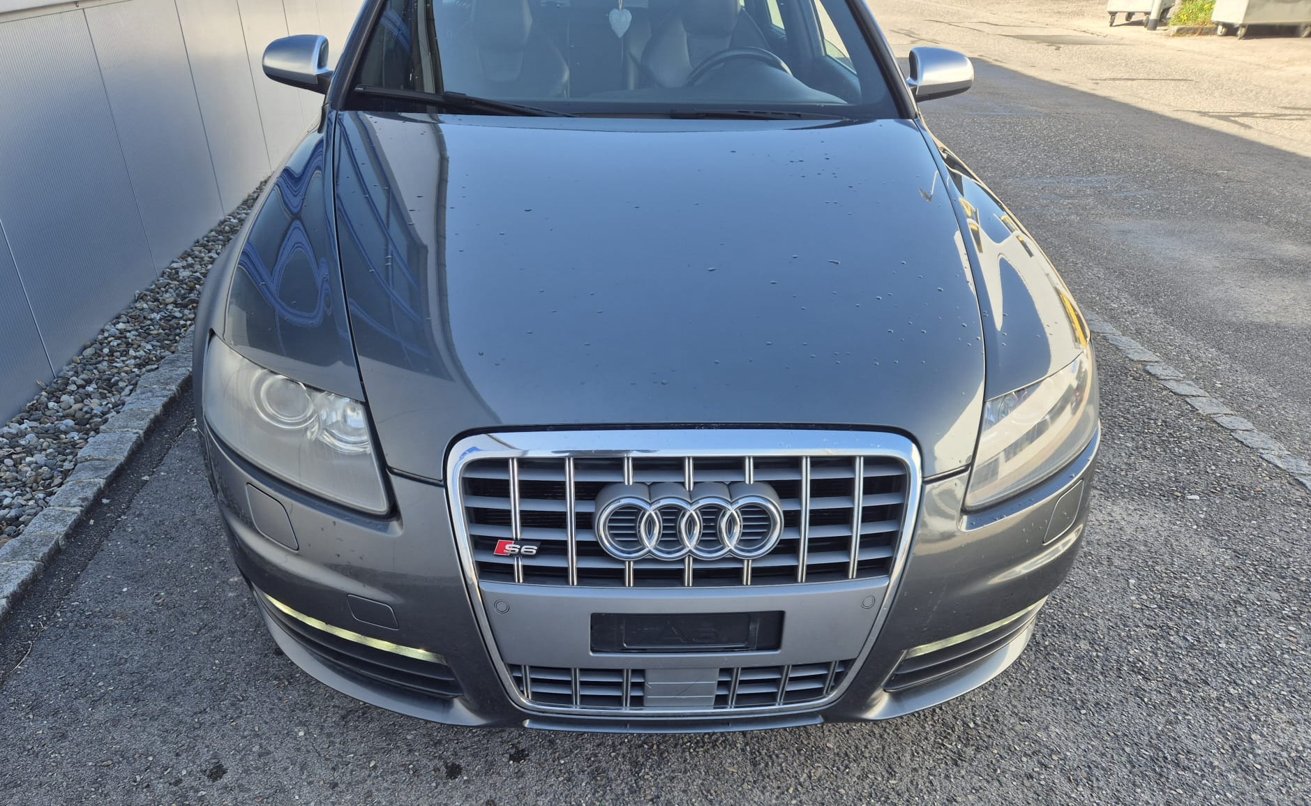 AUDI S6 Avant 5.2 V10 quattro tiptronic-image-8