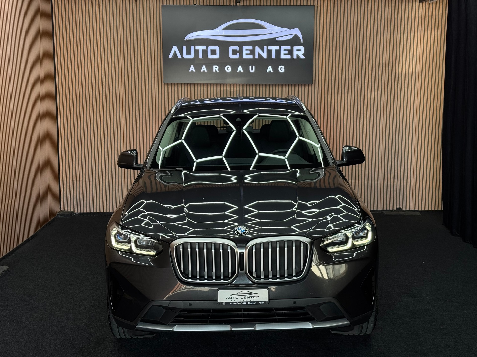 BMW X3 20d xDrive *ab CHF 319.-/ Monat*-showroom-element-1