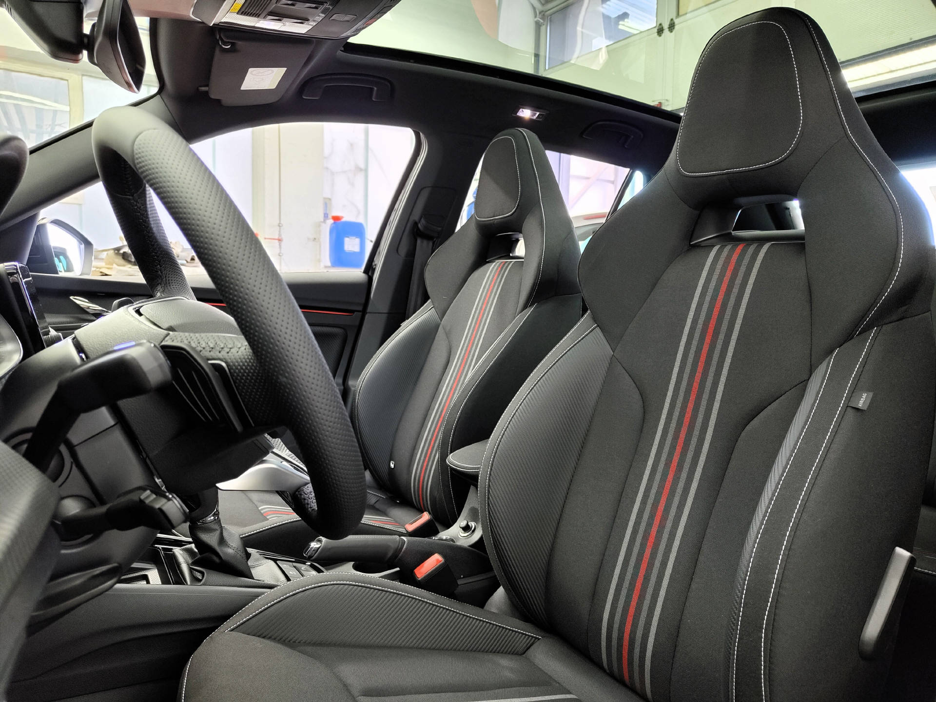 SKODA Kamiq 1.5 TSI Monte Carlo DSG-image-5