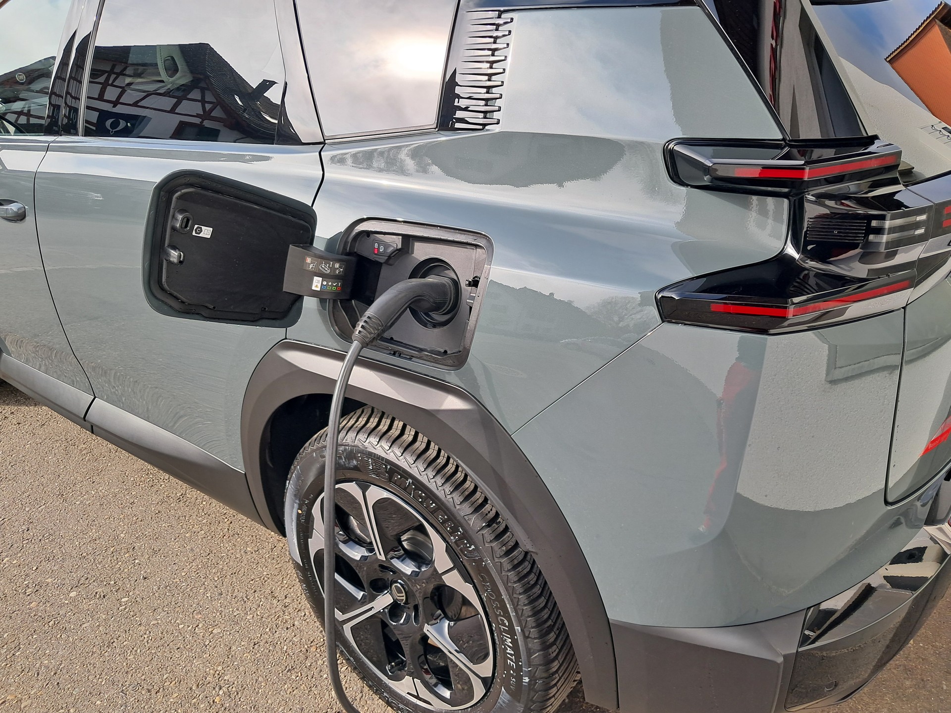 CITROEN C5 Aircross Plug-In Hybrid MAX-image-5
