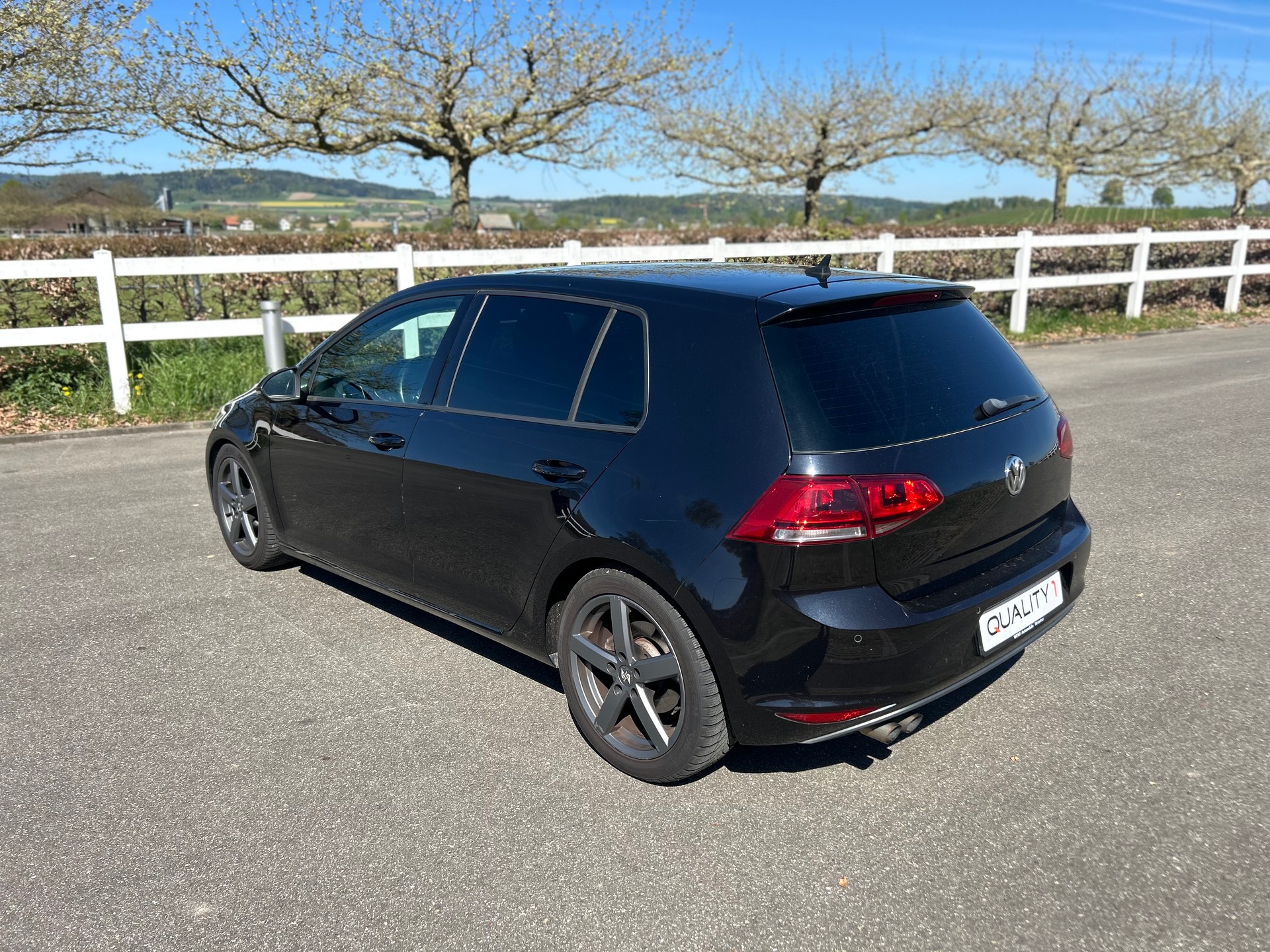 VW Golf 2.0 TDI Highline-image-2