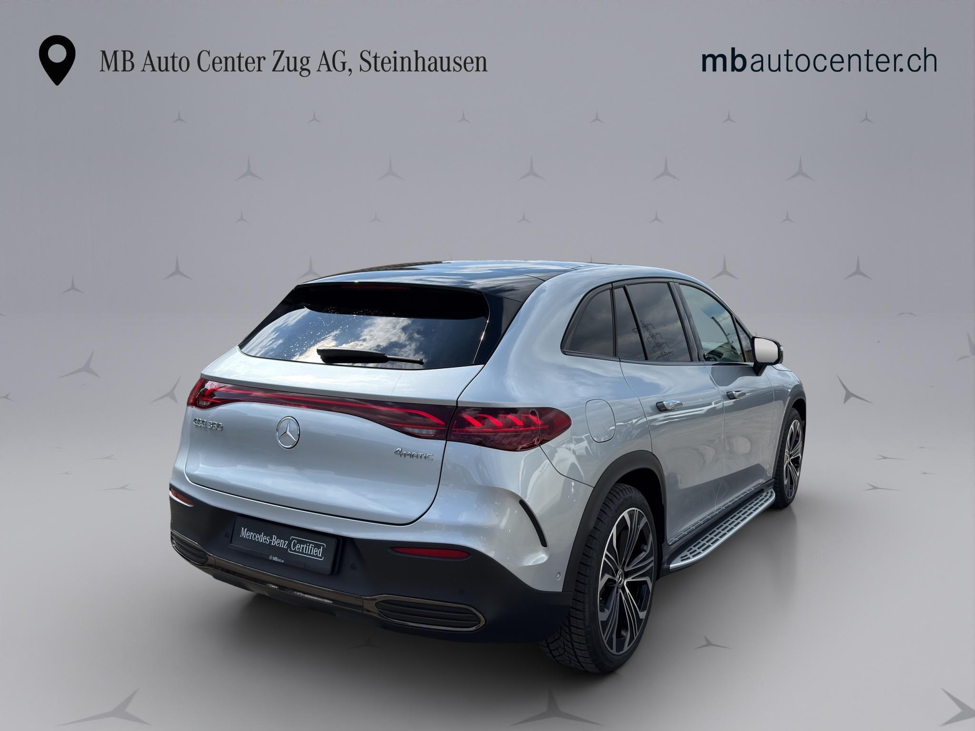 MERCEDES-BENZ EQE 350 Excellence AMG Line 4matic-image-4