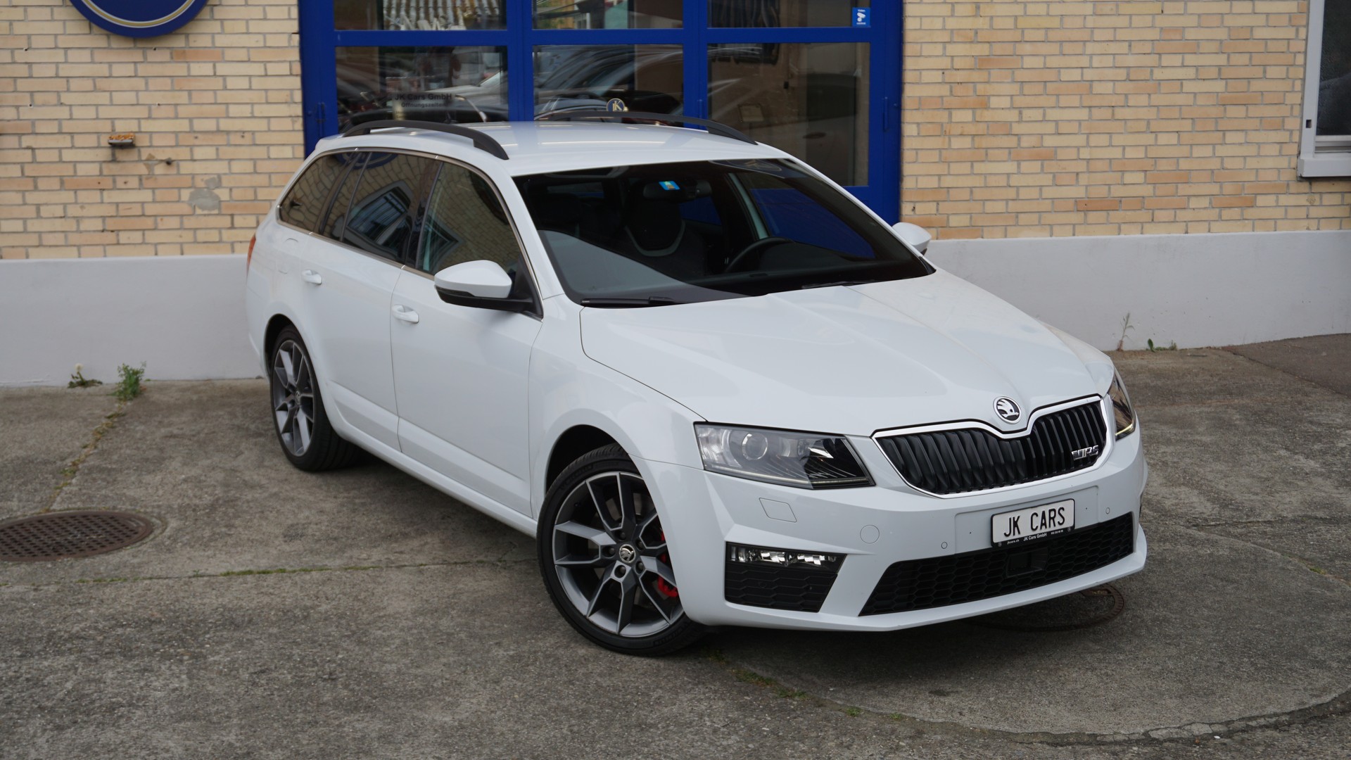 SKODA Octavia Combi 2.0 TDI RS DSG-showroom-element-2