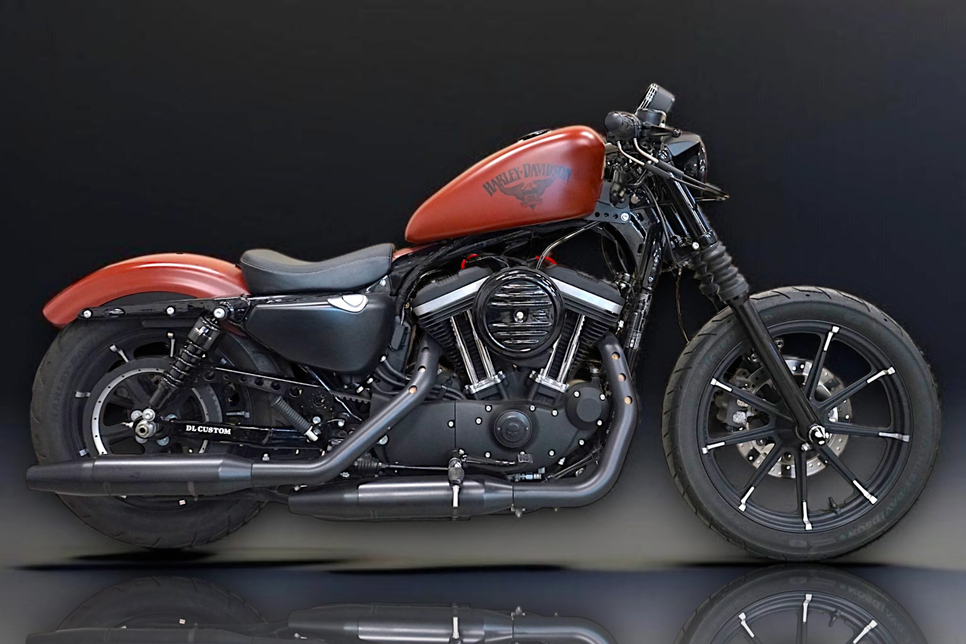 HARLEY-DAVIDSON XL 883 N Sportster Iron ABS