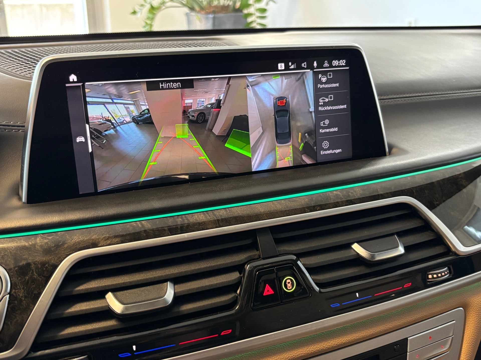BMW 730d M Sport xDrive Steptronic-image-13