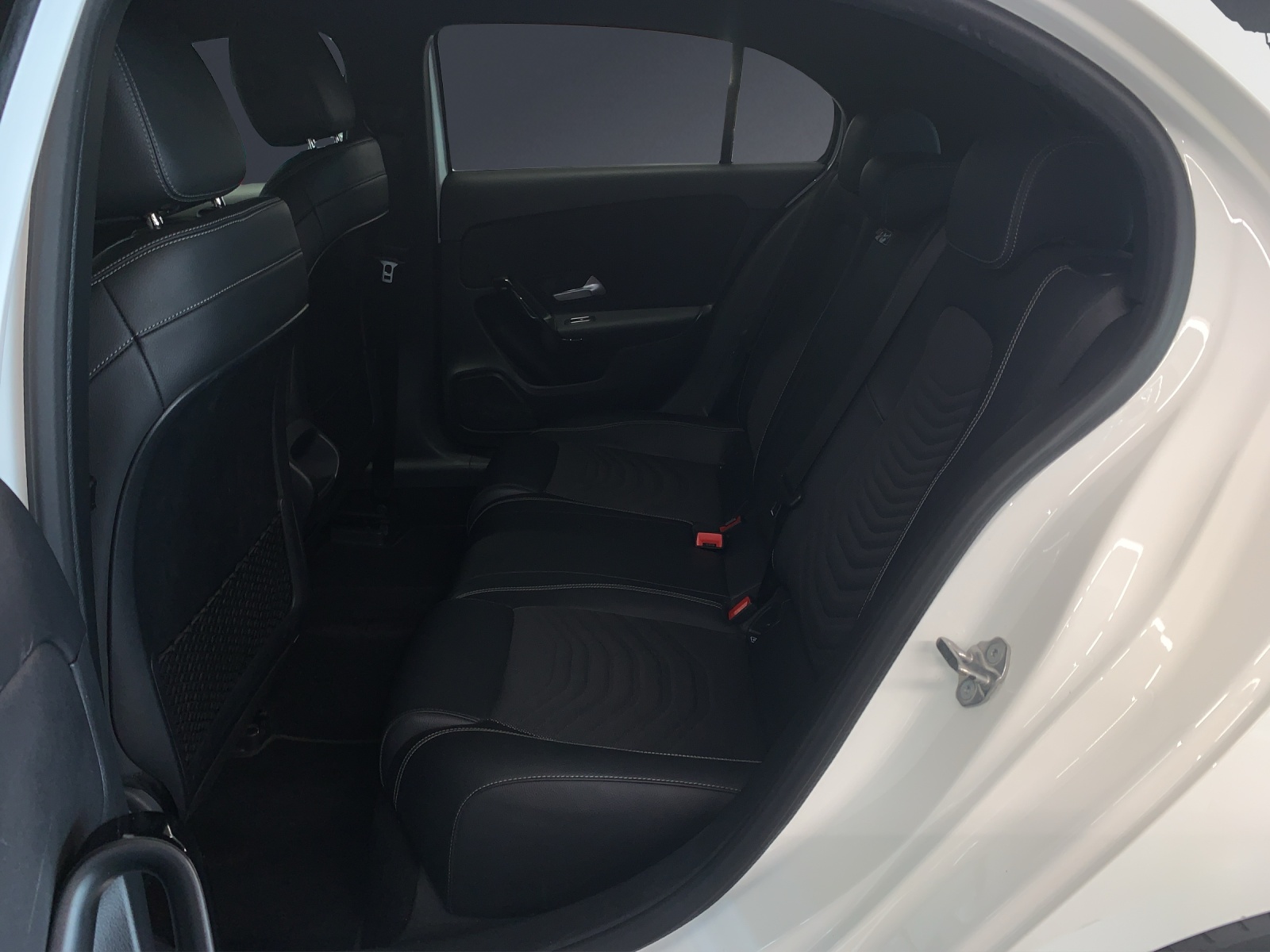 MERCEDES-BENZ A 160-image-11
