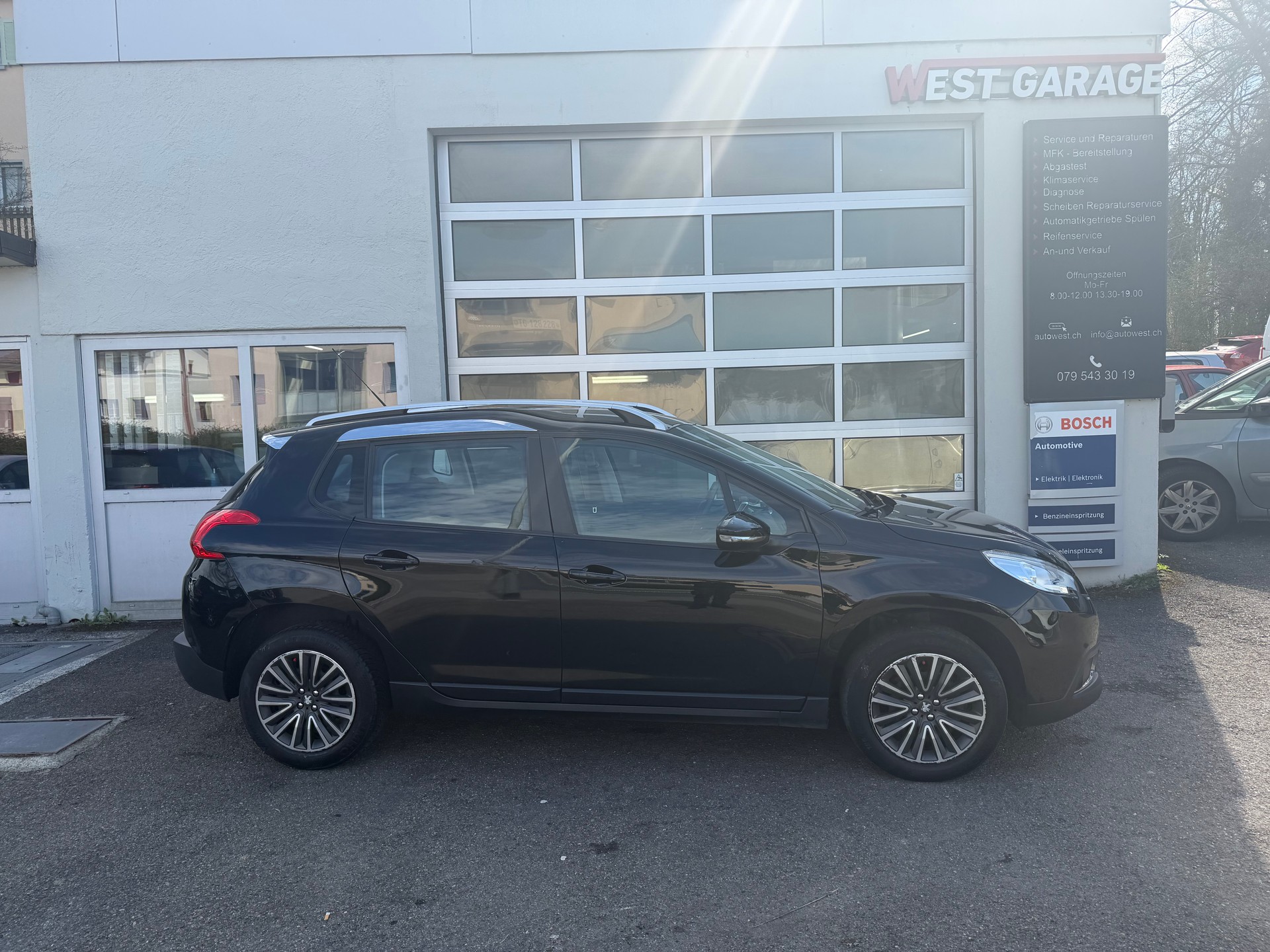 PEUGEOT 2008 1.2 PureTech Féline EAT6