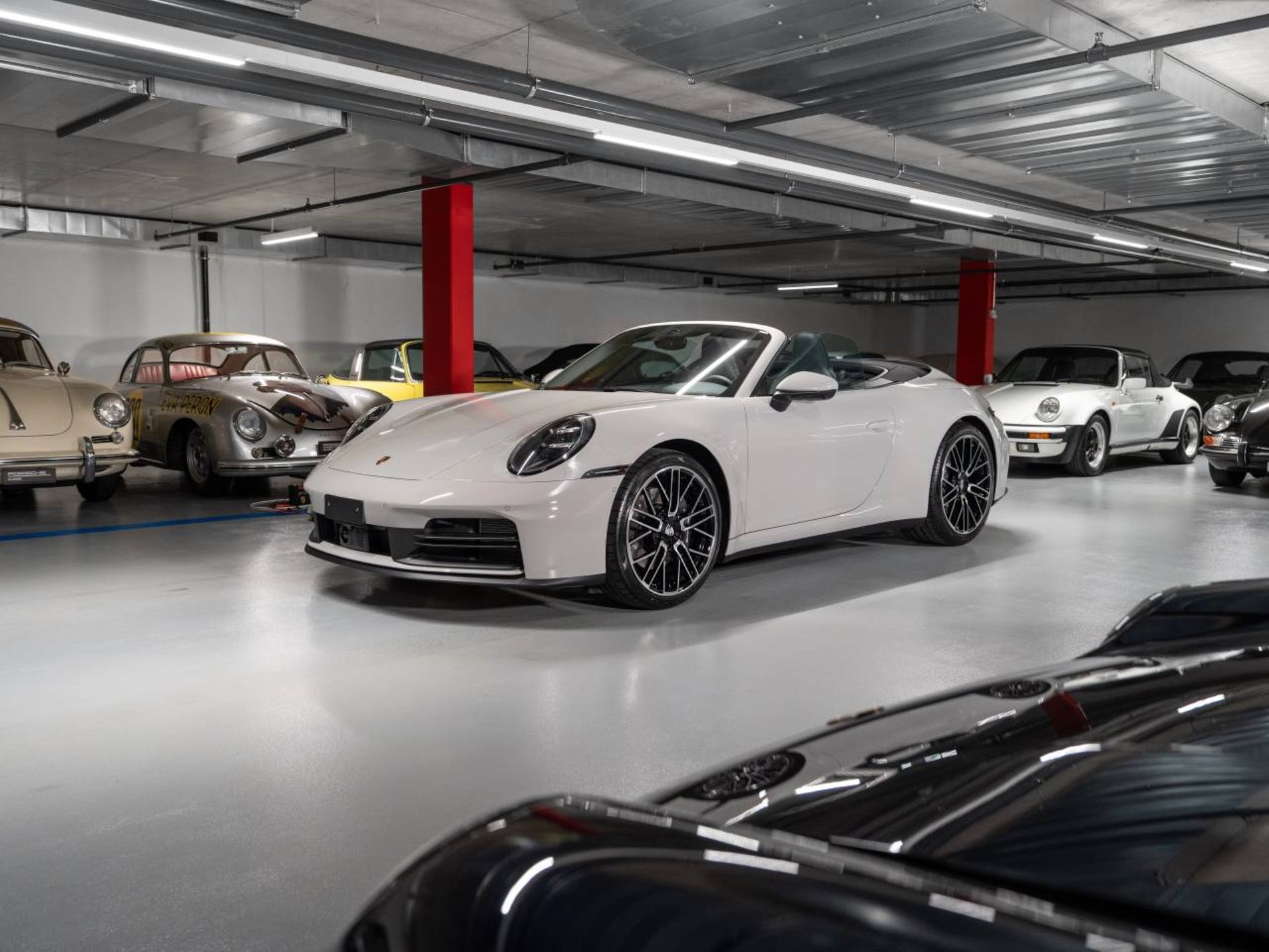 PORSCHE 911 Carrera Cabriolet