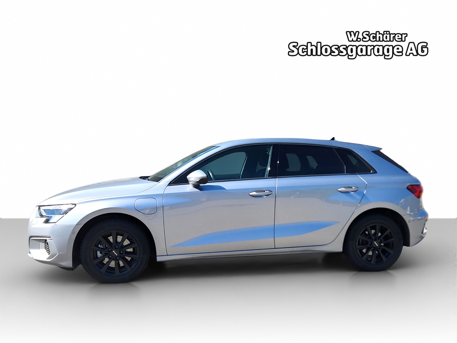 AUDI A3 Sportback 40 TFSI e advanced S-tronic-showroom-element-1