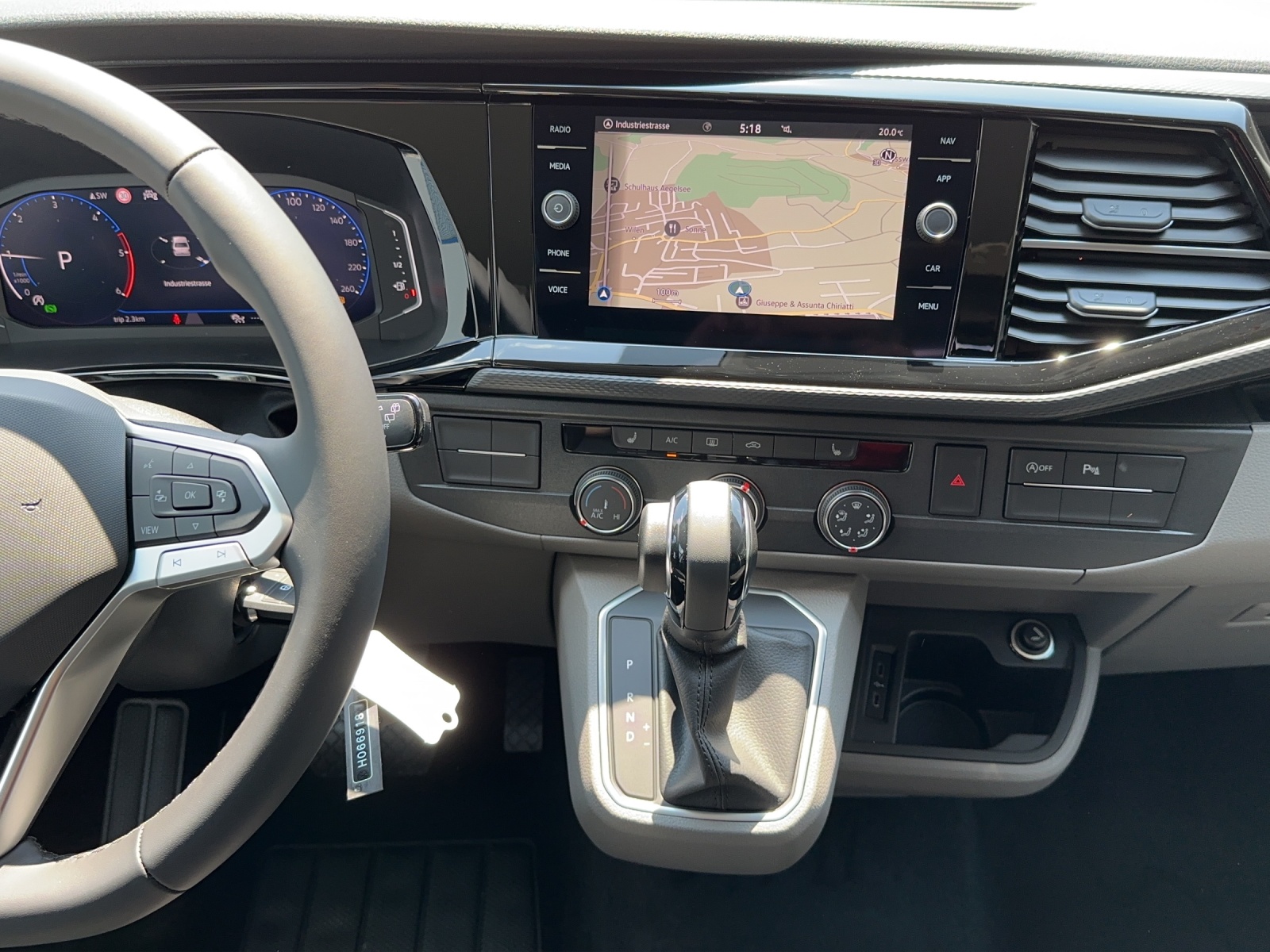 VW Westfalia Club Joker City 2.0TDI 4 Motion DSG * ähnlich California *-image-12