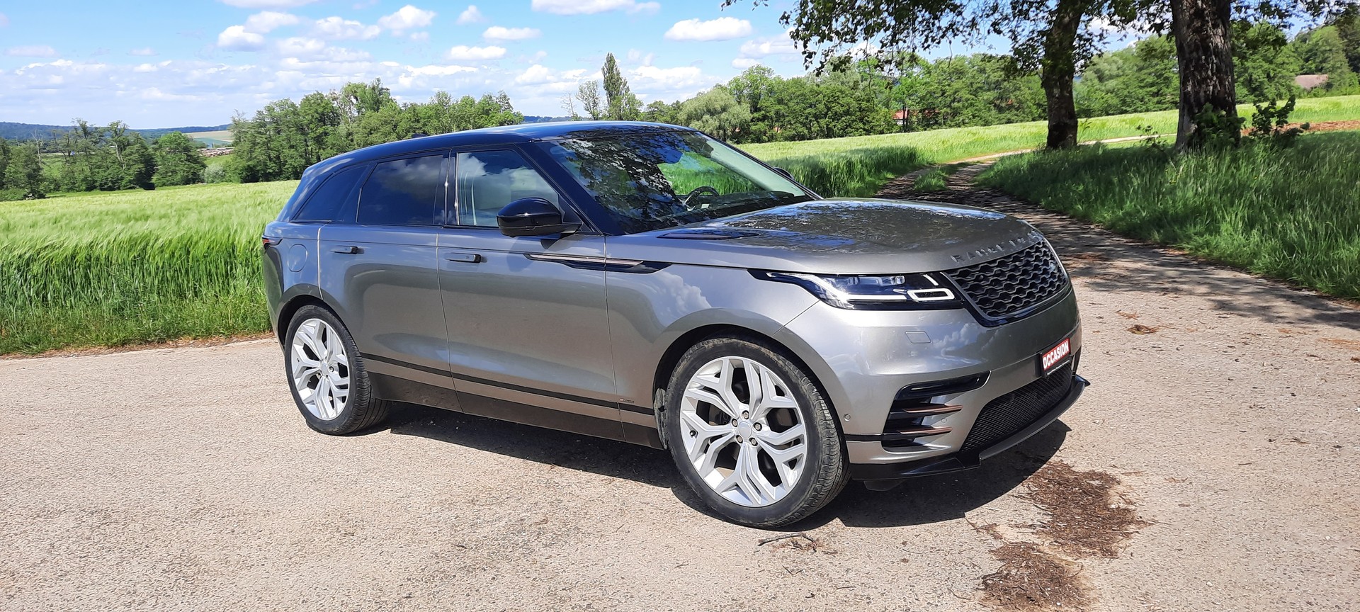 LAND ROVER 3.0 V6 R-Dynamic HSE P380-image-1