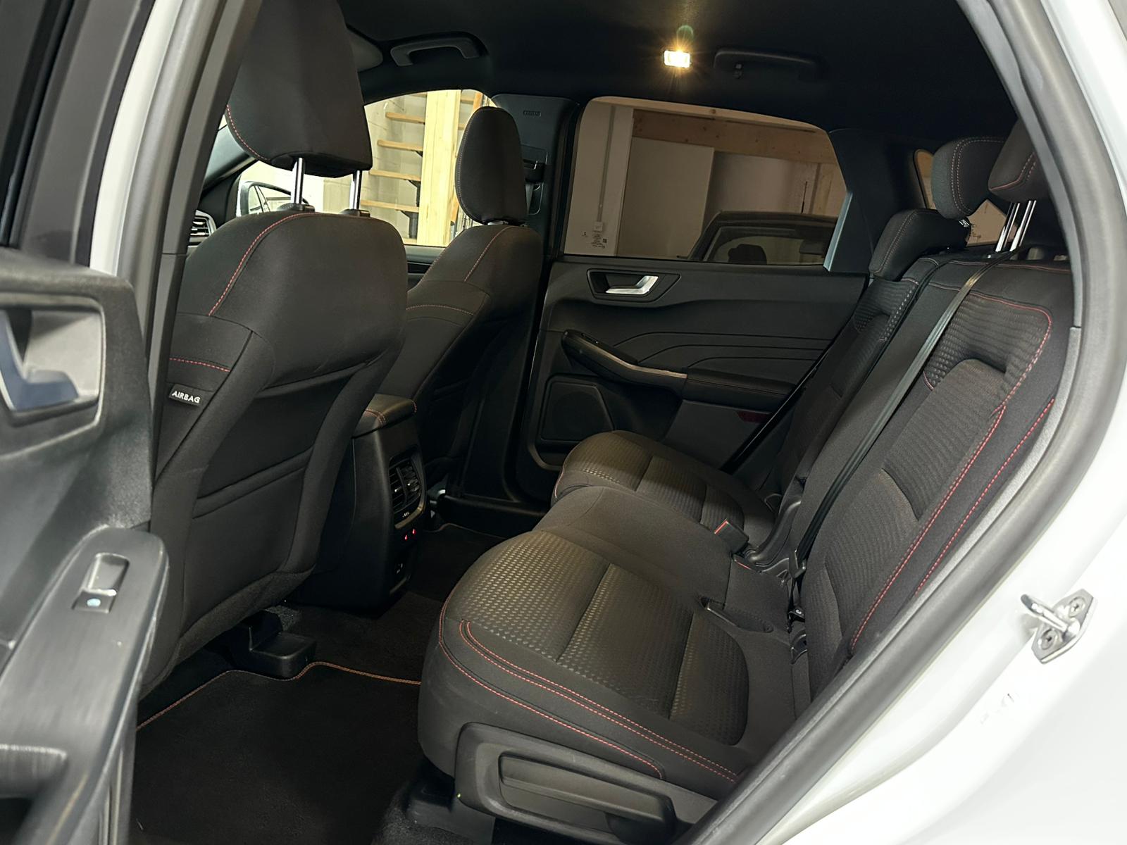 FORD Kuga 2.5 PHEV ST-Line X 2WD-image-9