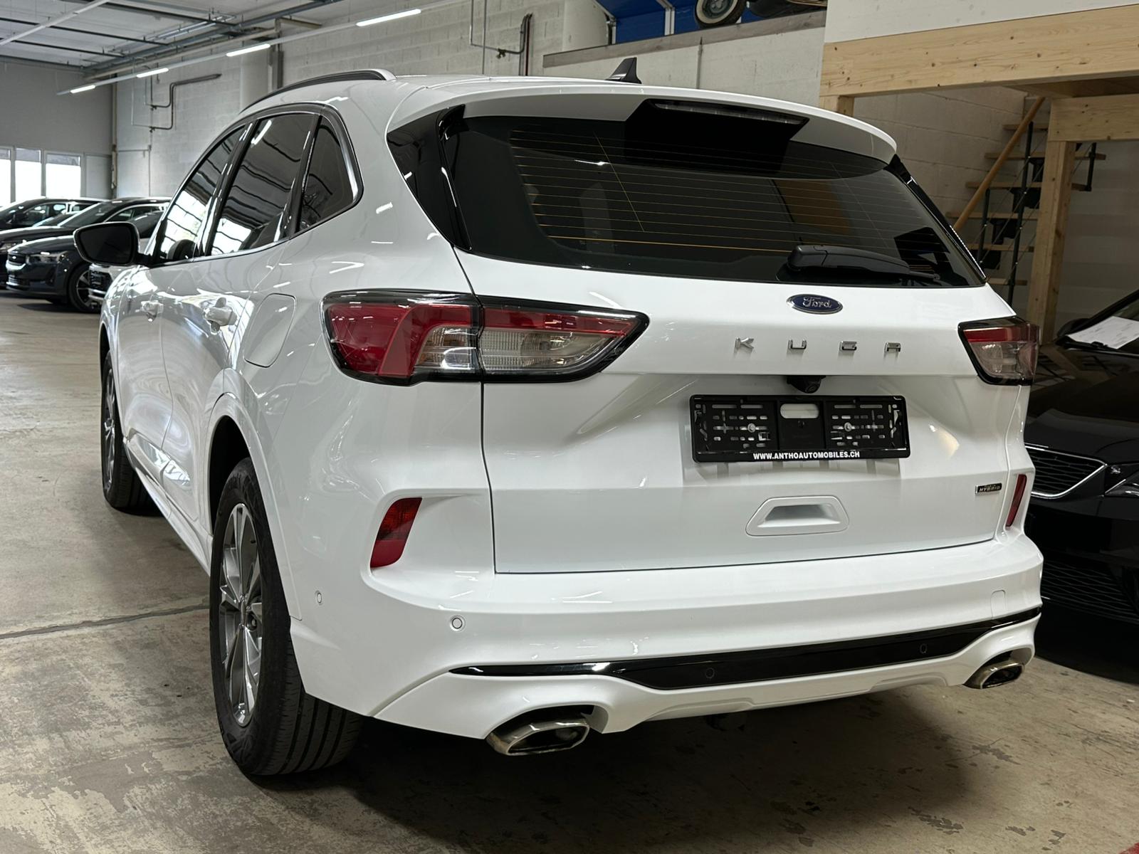 FORD Kuga 2.5 PHEV ST-Line X 2WD-image-4