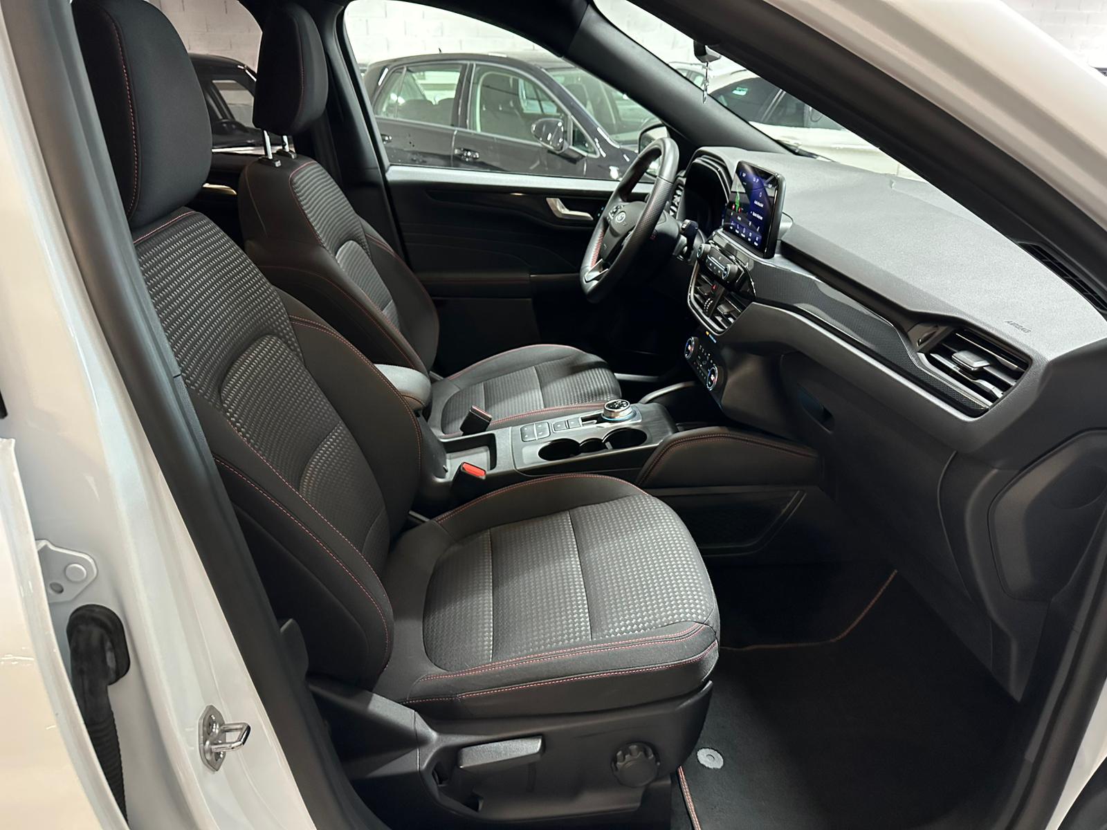 FORD Kuga 2.5 PHEV ST-Line X 2WD-image-8