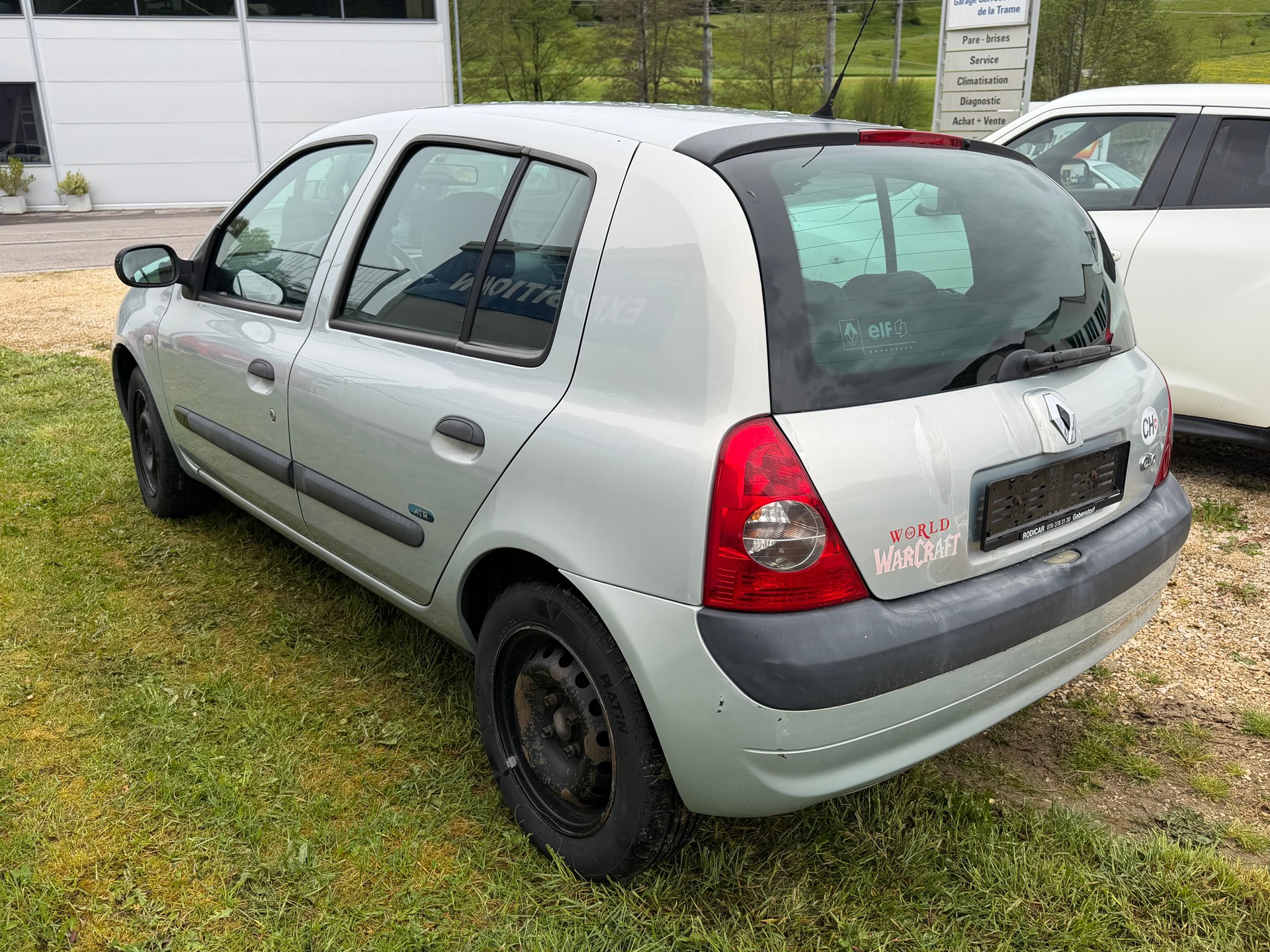 RENAULT Clio 1.2 16V Fairway-image-2