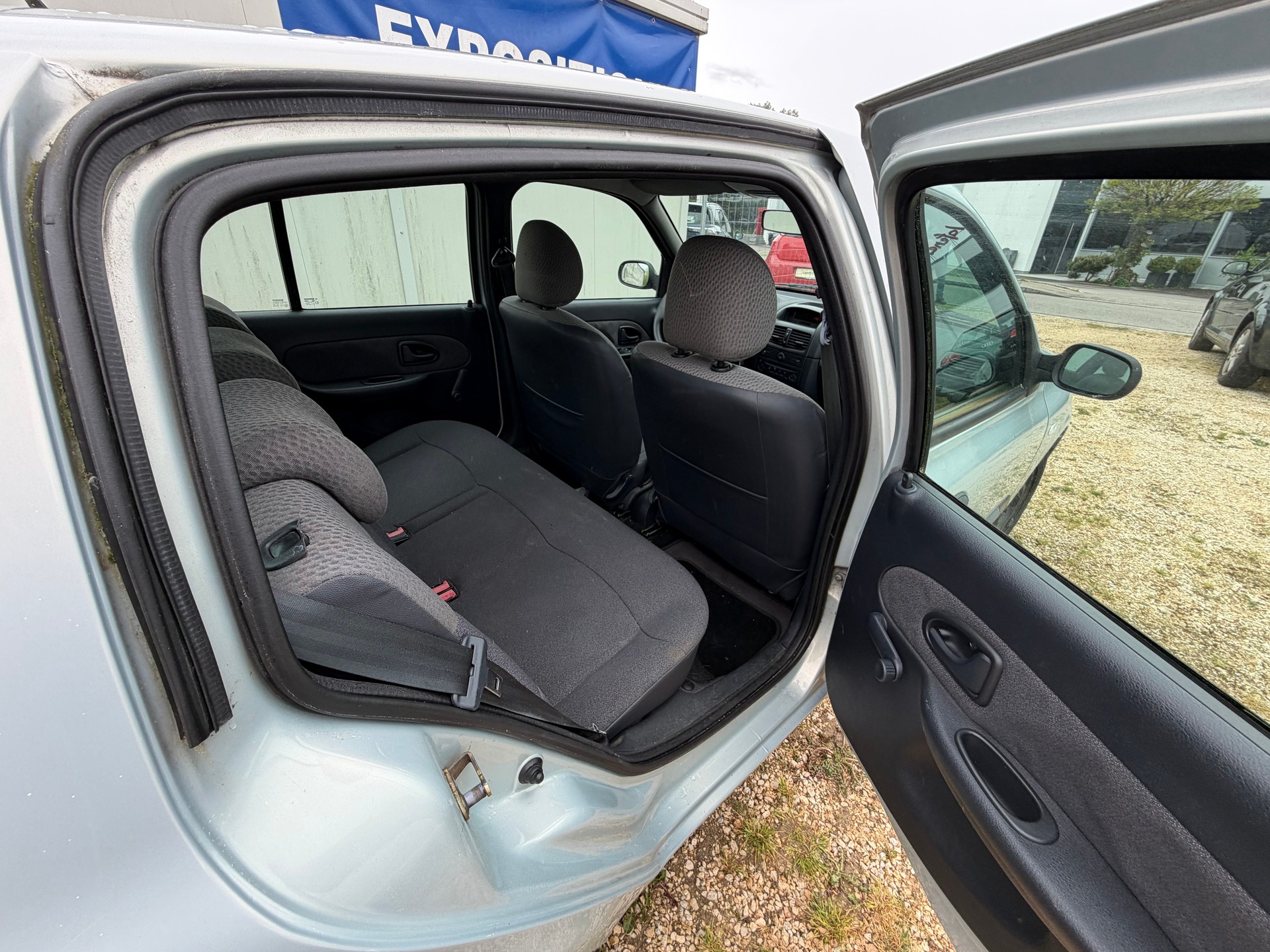 RENAULT Clio 1.2 16V Fairway-image-7