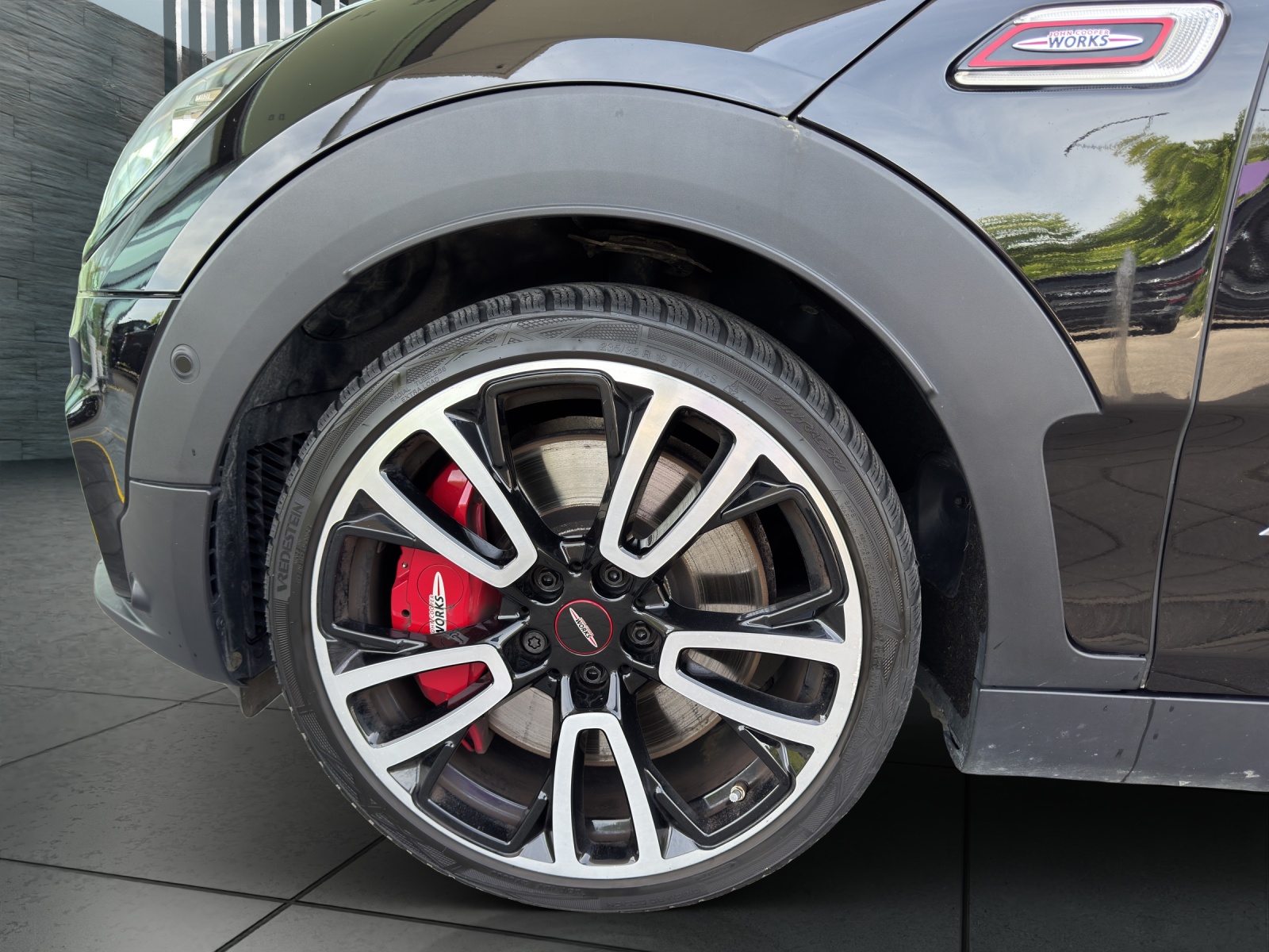 MINI Clubman F54 2.0i John Cooper Works ALL4-image-8