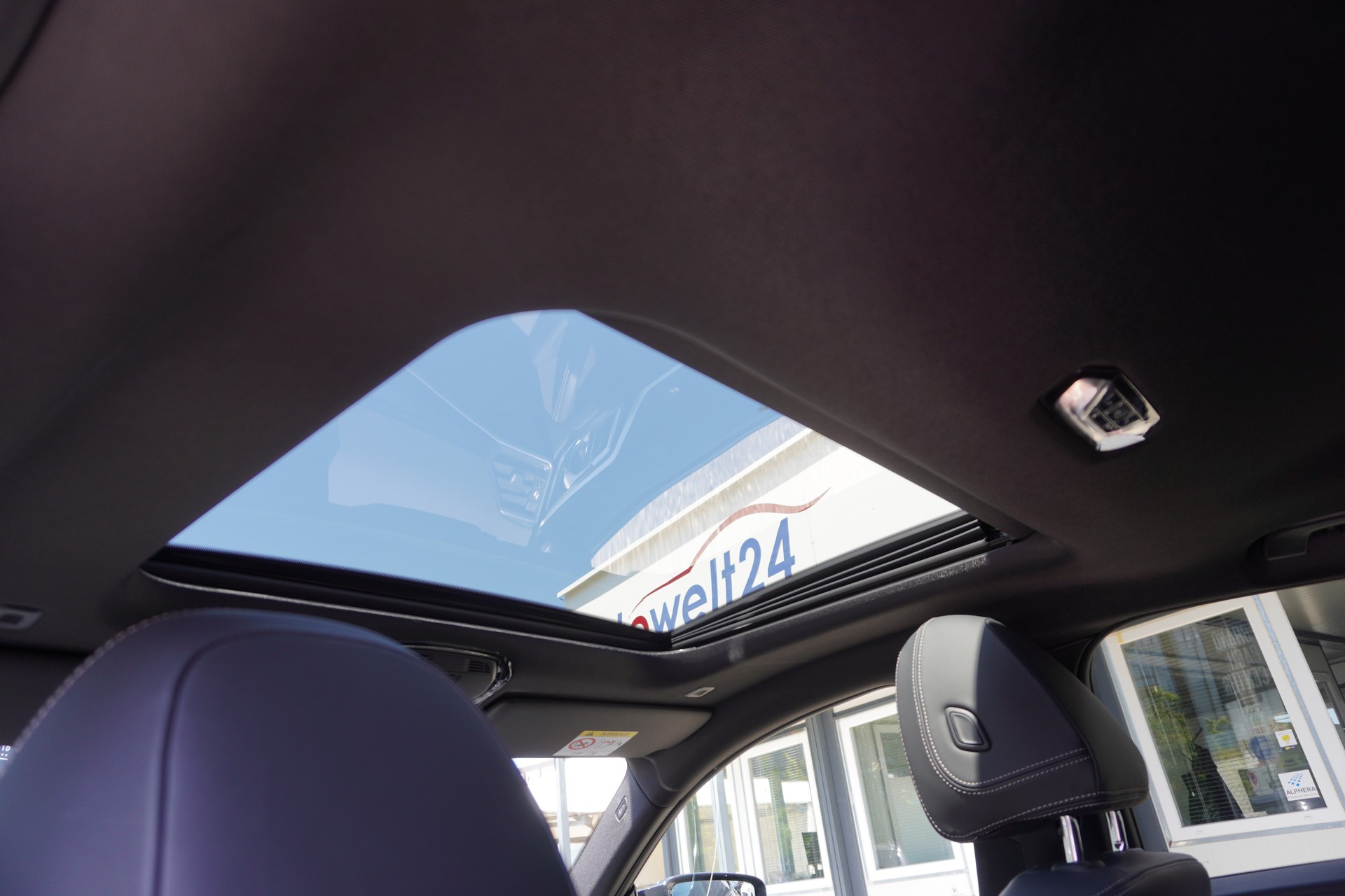 BMW i4 M50 M SPORT!!! INDIVIDUAL!!!-image-22