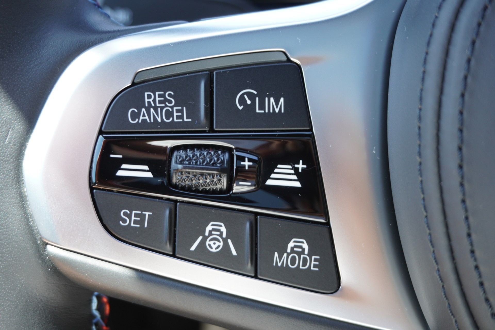 BMW i4 M50 M SPORT!!! INDIVIDUAL!!!-image-26