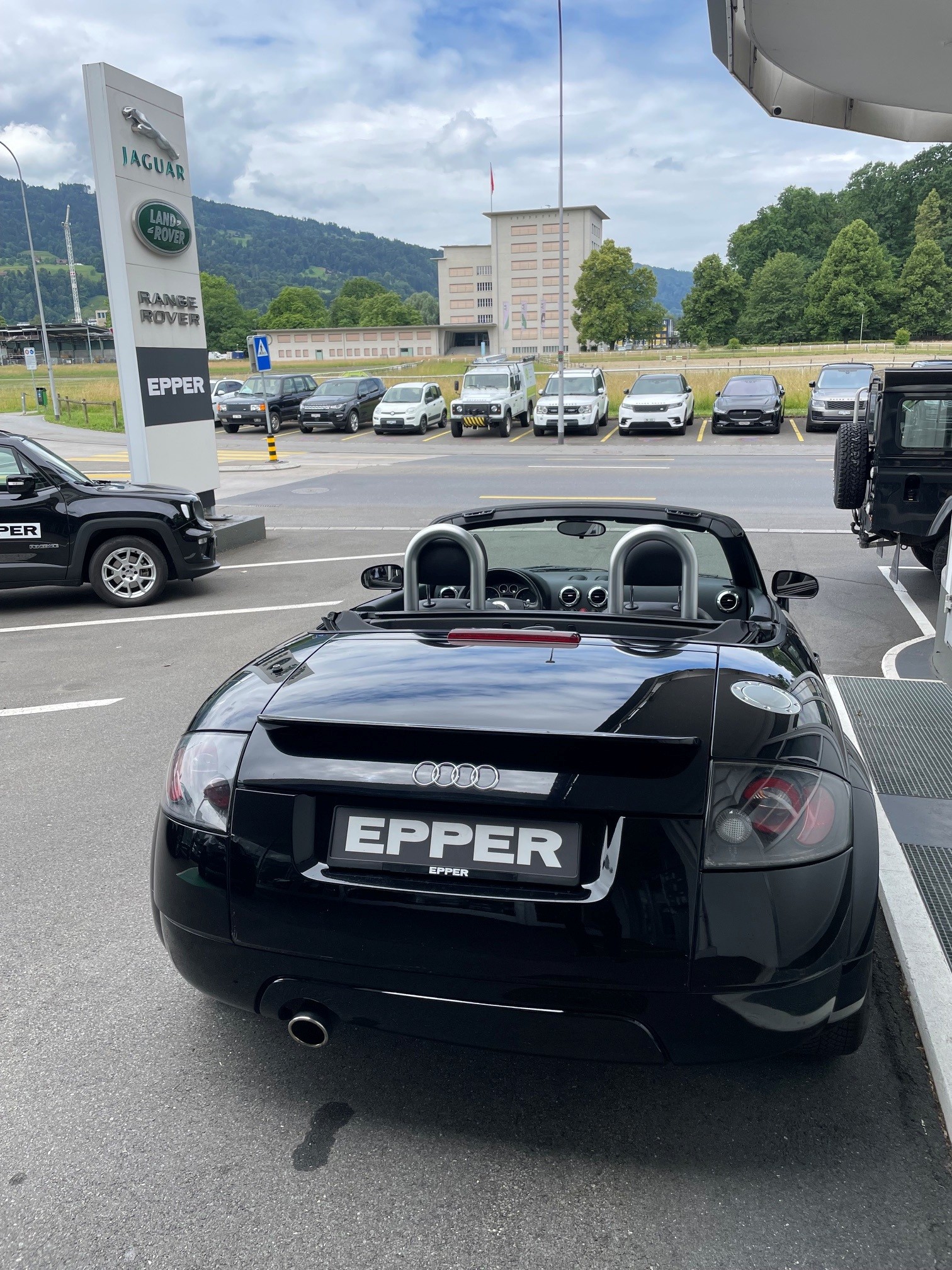 AUDI TT Roadster 1.8 20V Turbo 180 ESP-image-12