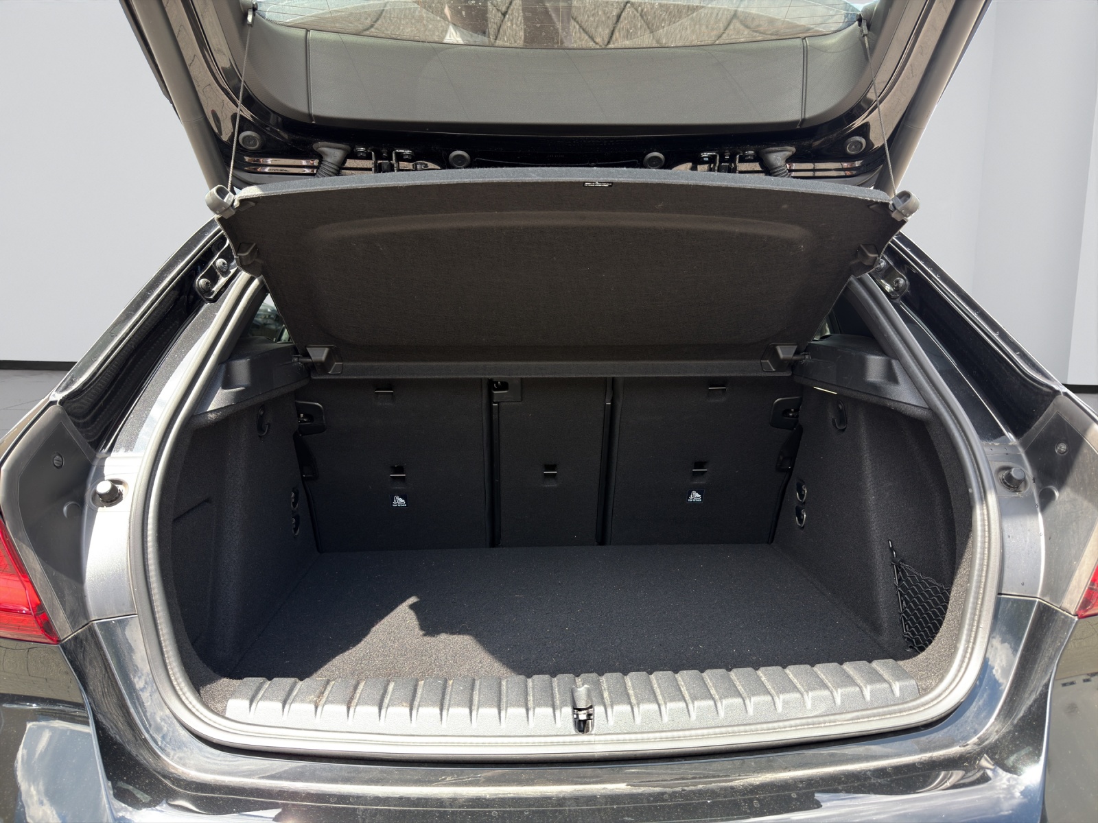 BMW 120d xDrive SAG-image-12