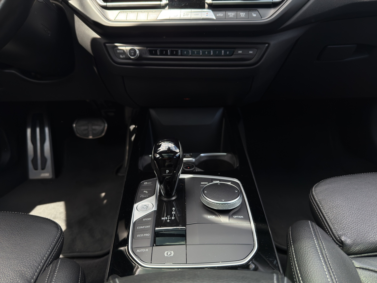 BMW 120d xDrive SAG-image-17